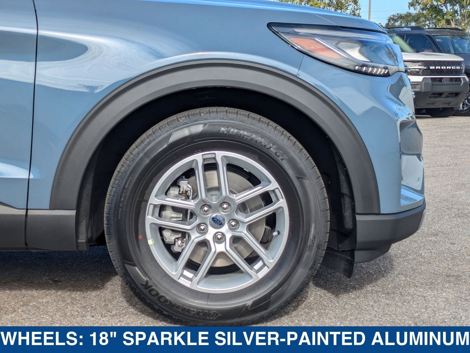 2026 Ford Explorer Active (200A)