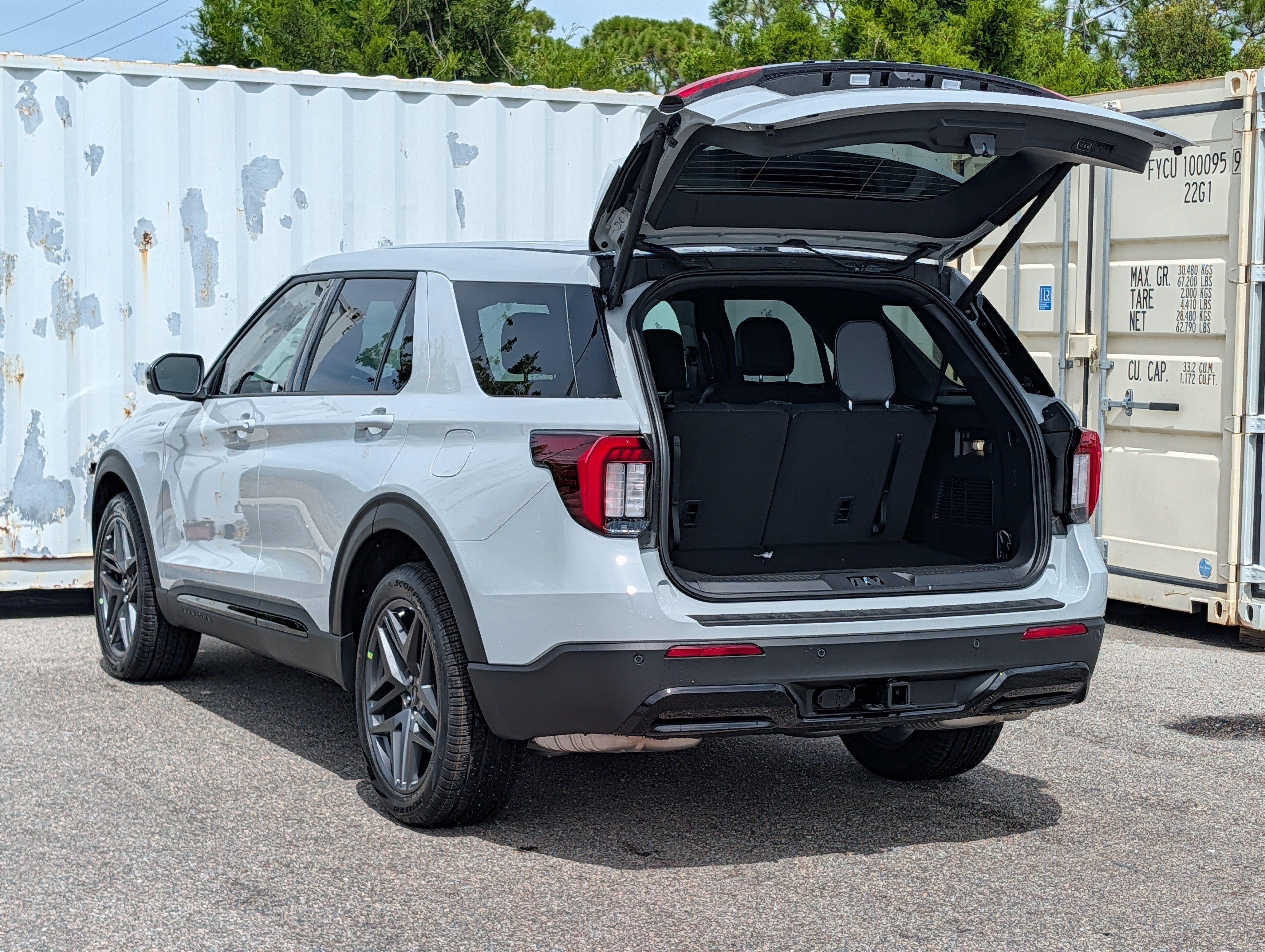 2027 Ford Explorer ST-Line