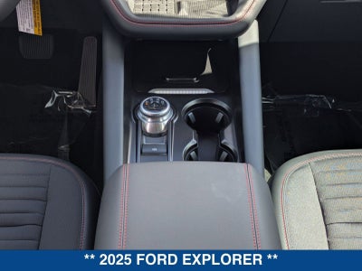 2025 Ford Explorer ST-Line