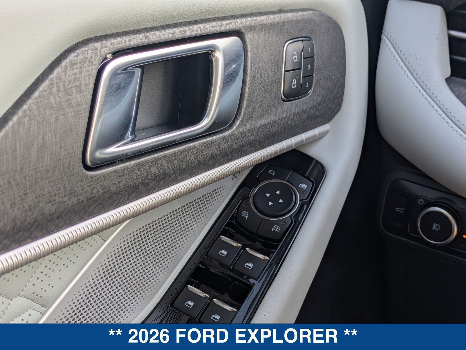 2026 Ford Explorer Platinum