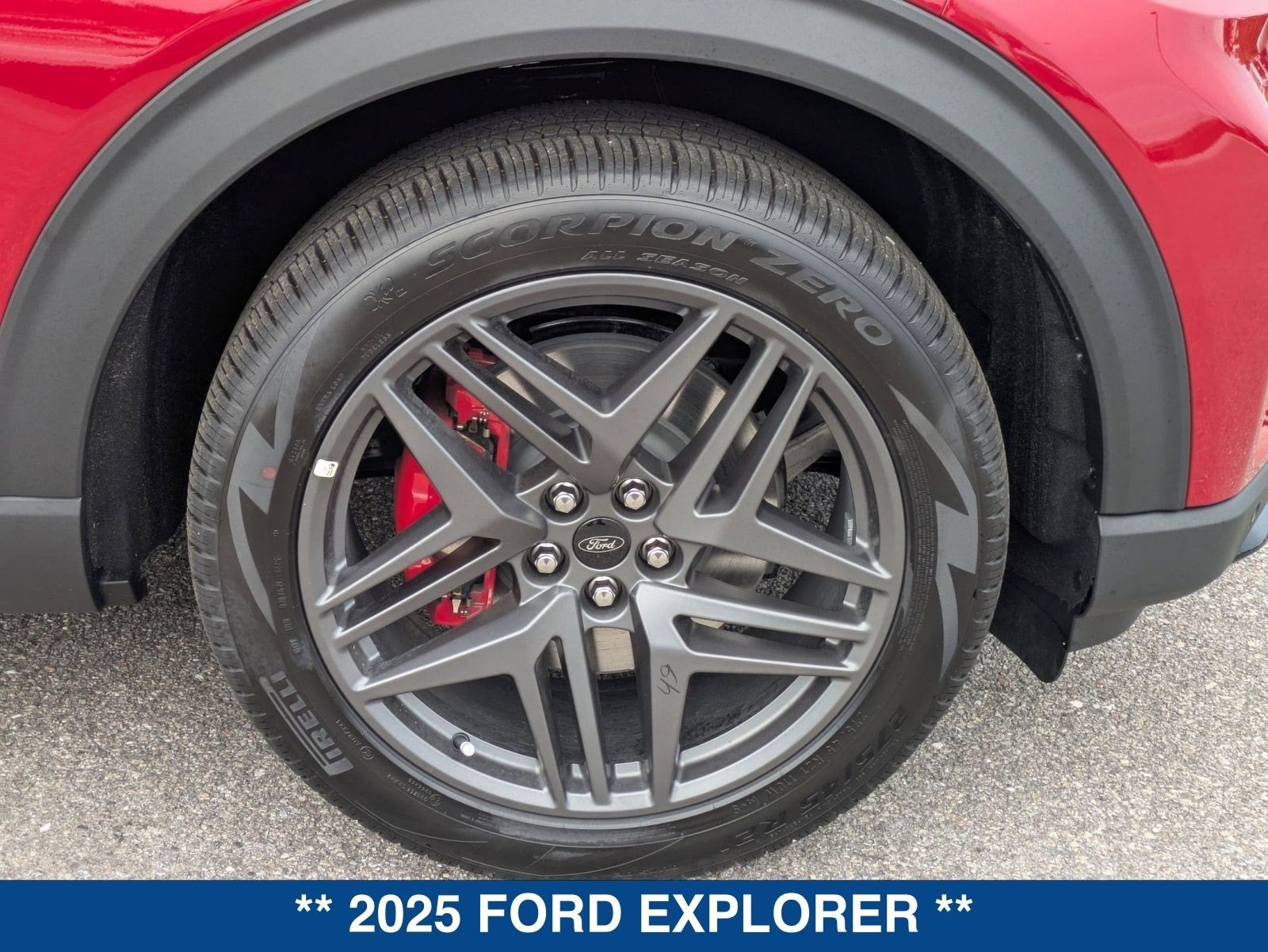 2025 Ford Explorer ST