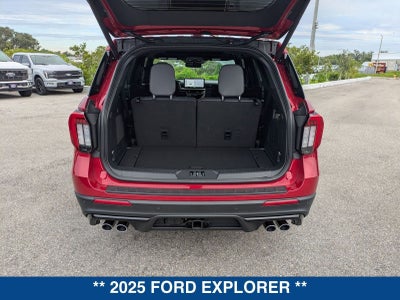 2025 Ford Explorer ST