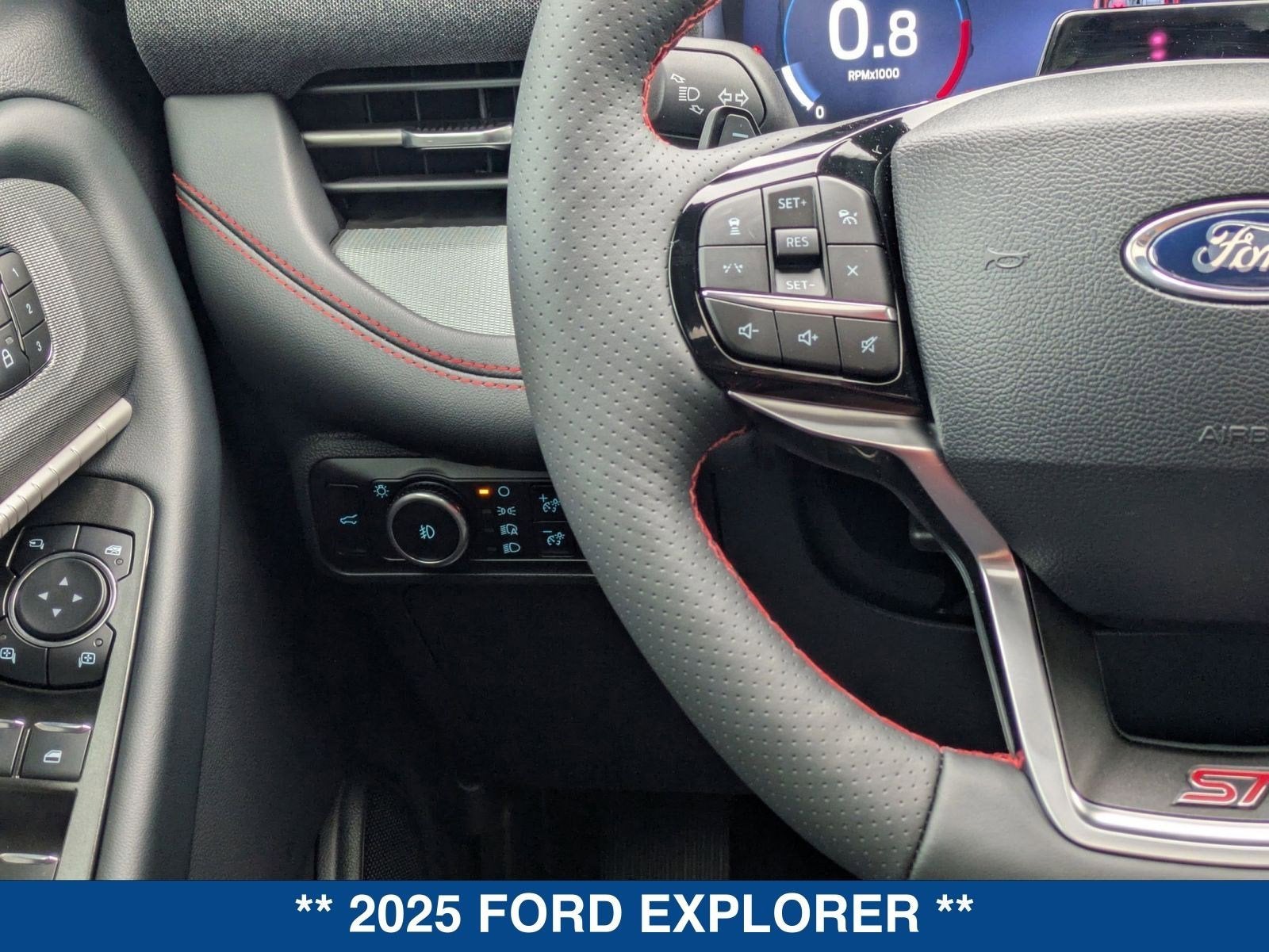 2025 Ford Explorer ST