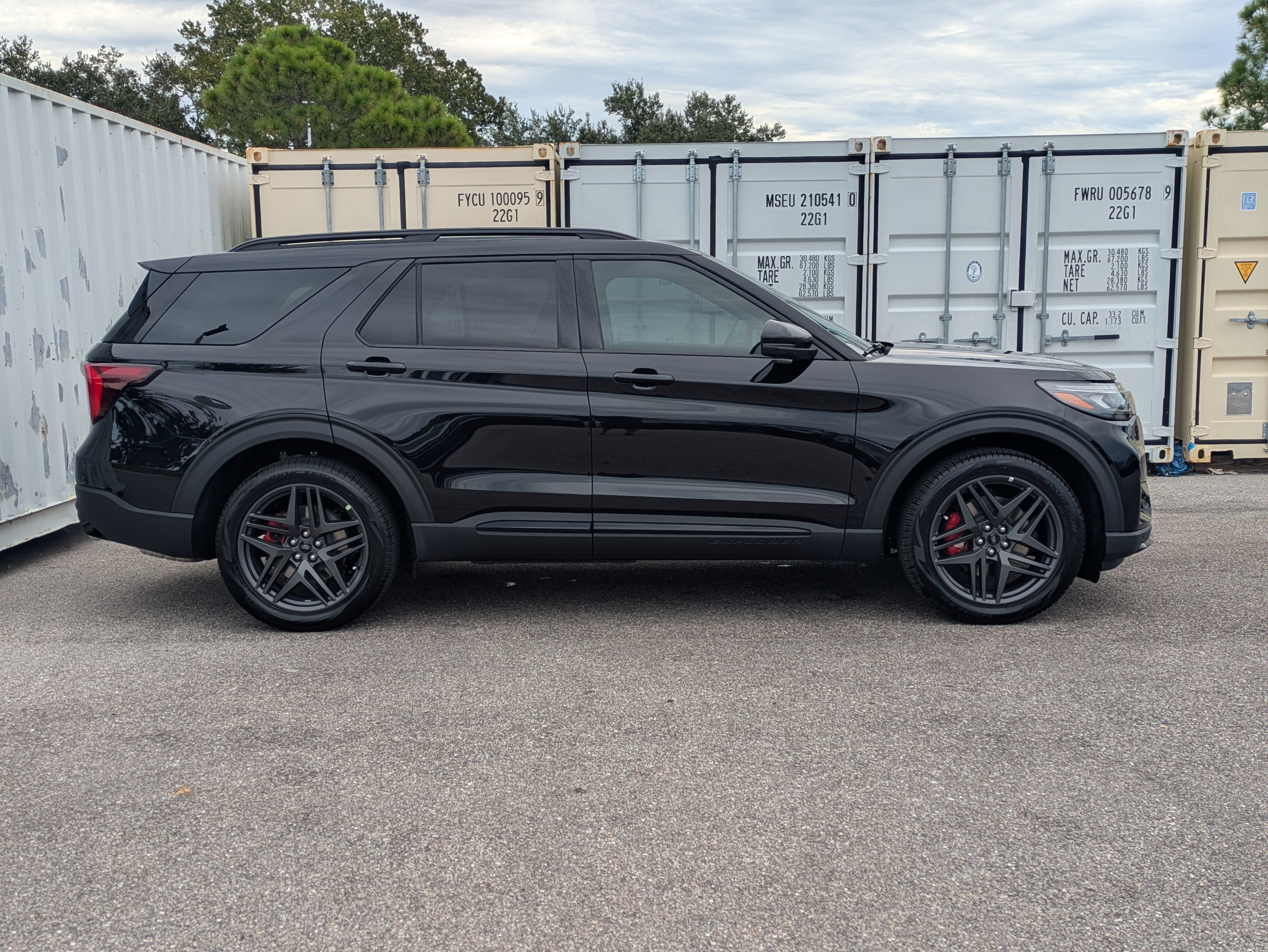 2027 Ford Explorer ST