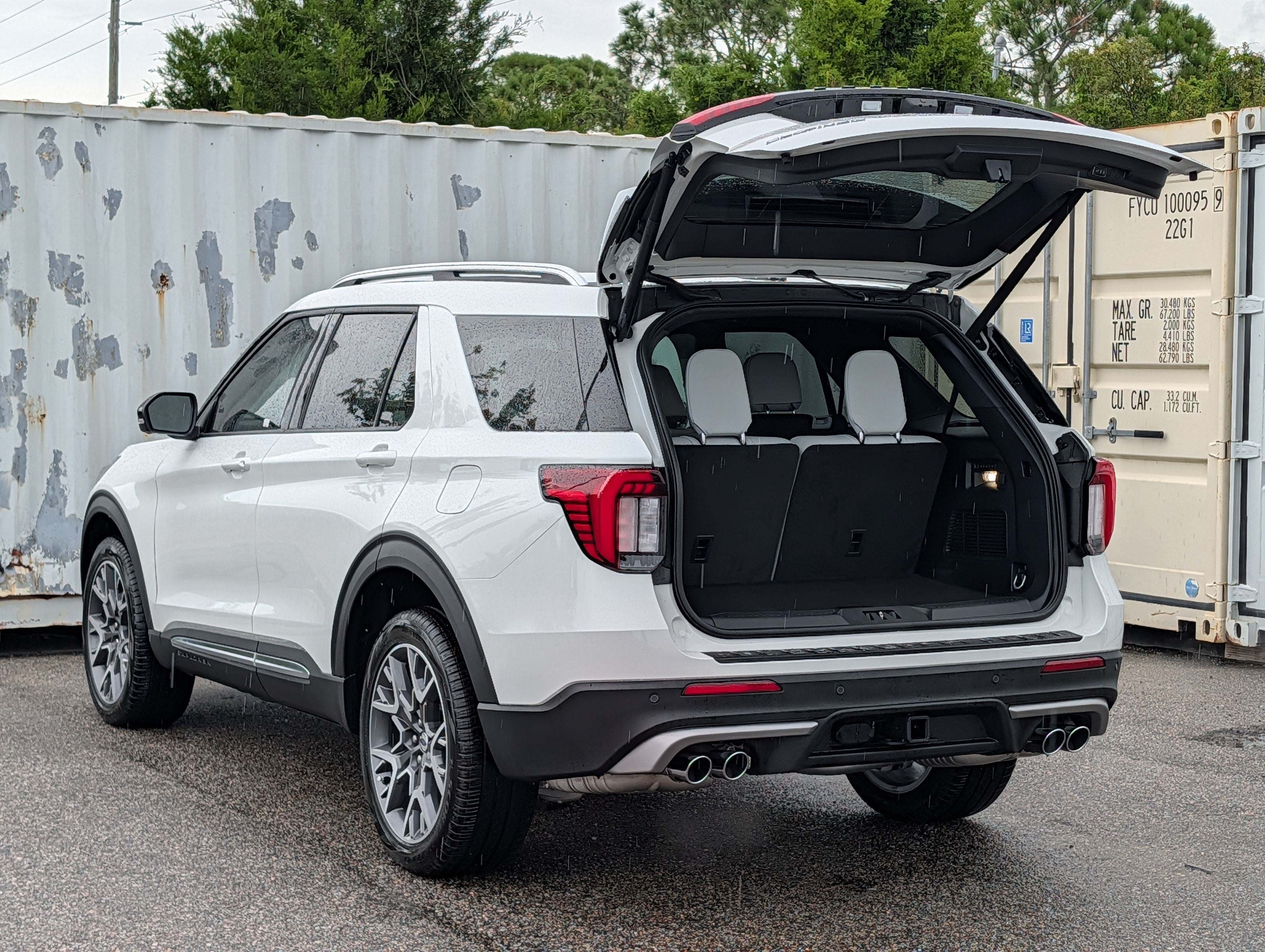 2027 Ford Explorer Platinum