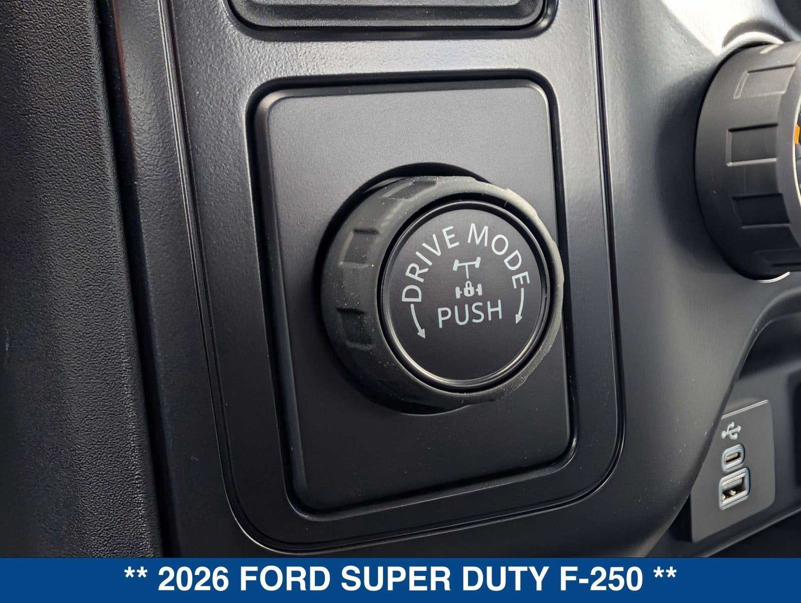 2026 Ford SUPER DUTY F-250 XL