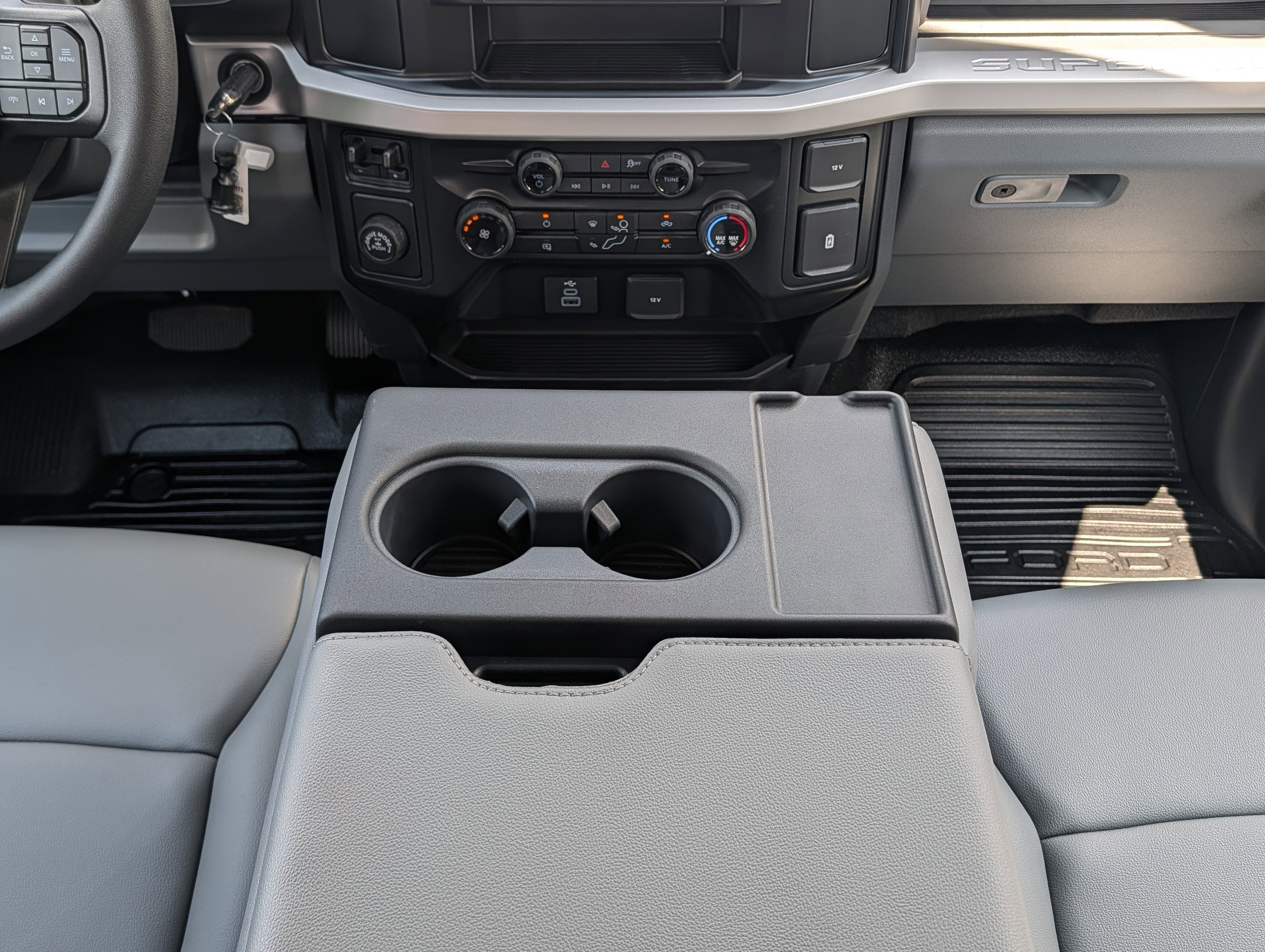 2026 Ford SUPER DUTY F-250 XL