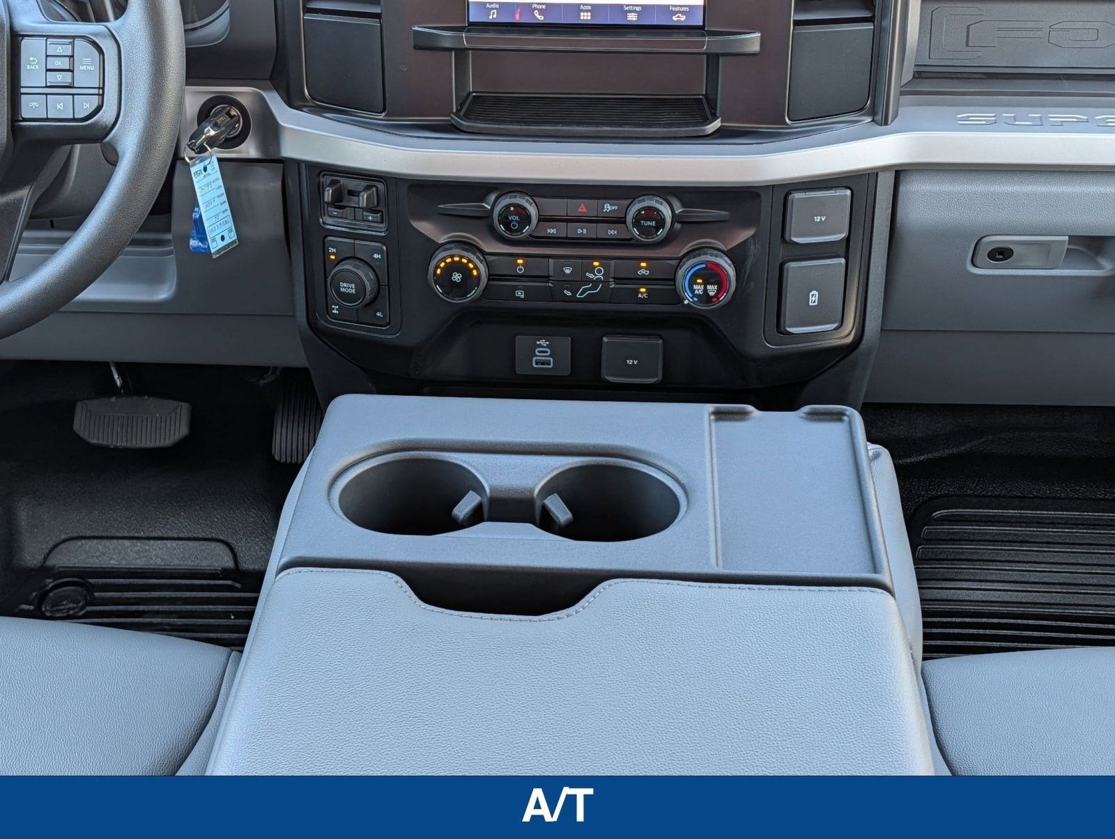 2026 Ford SUPER DUTY F-250 XL