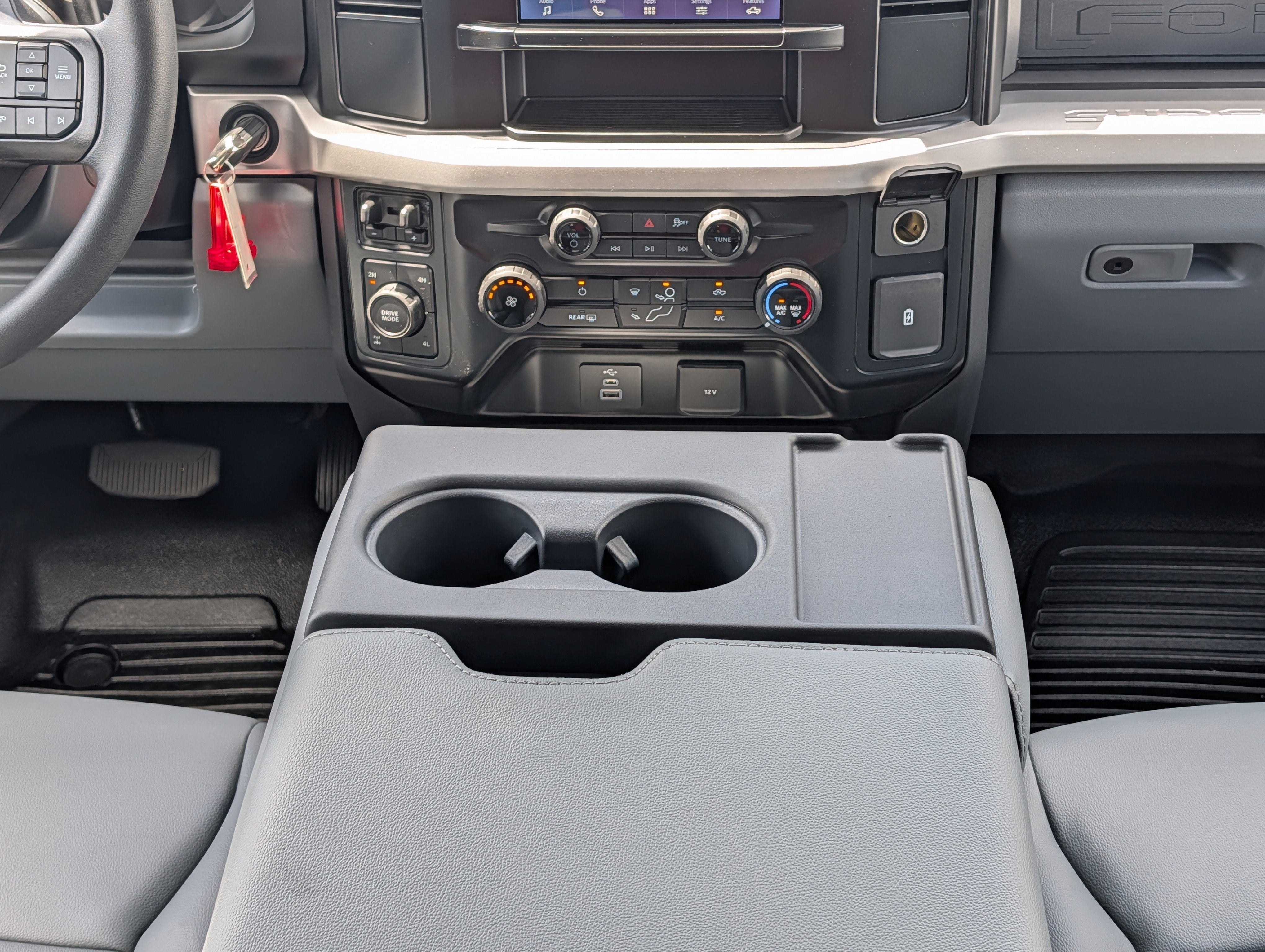 2026 Ford SUPER DUTY F-250 XL