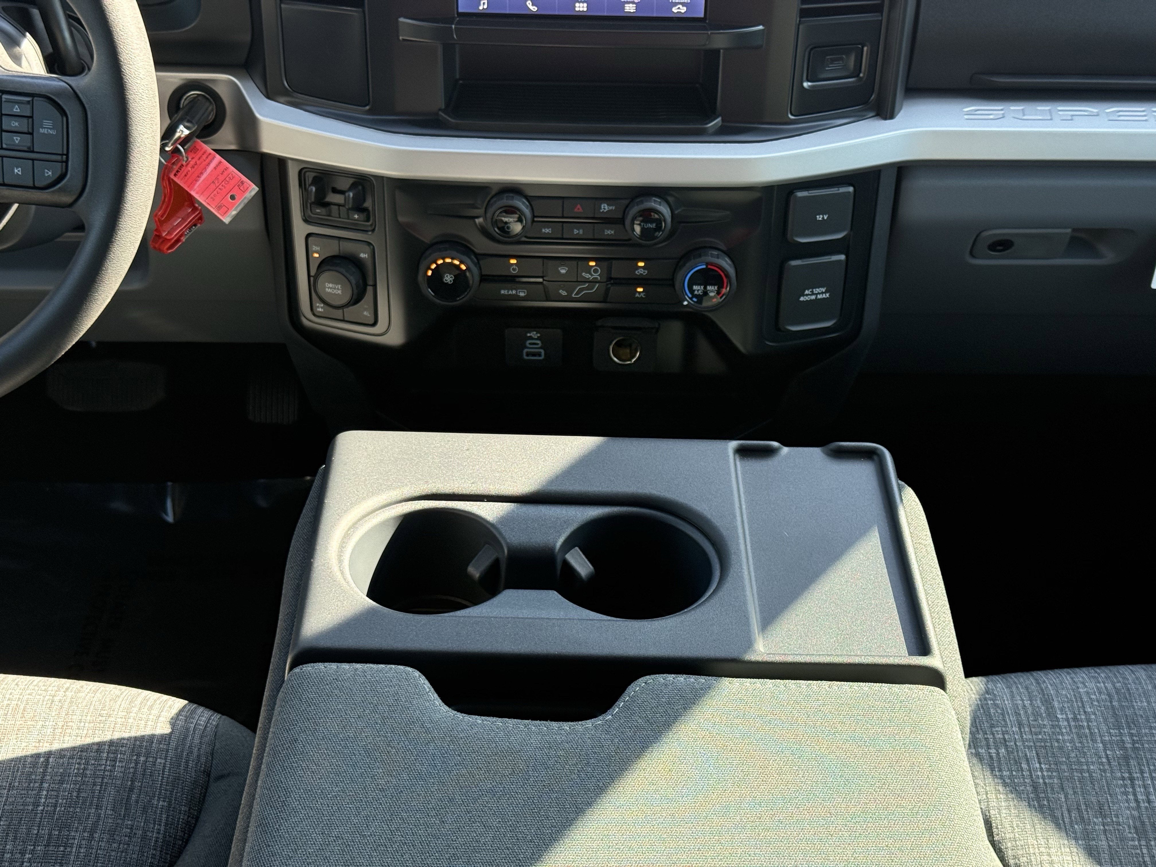 2026 Ford SUPER DUTY F-250 XLT