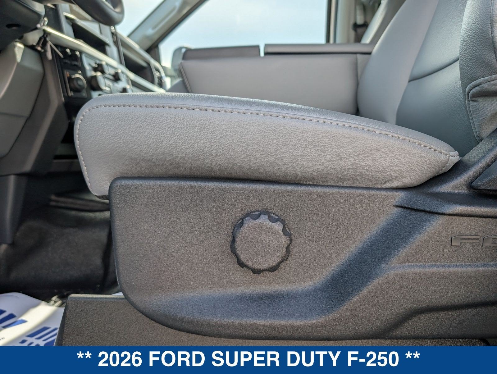 2026 Ford SUPER DUTY F-250 XL