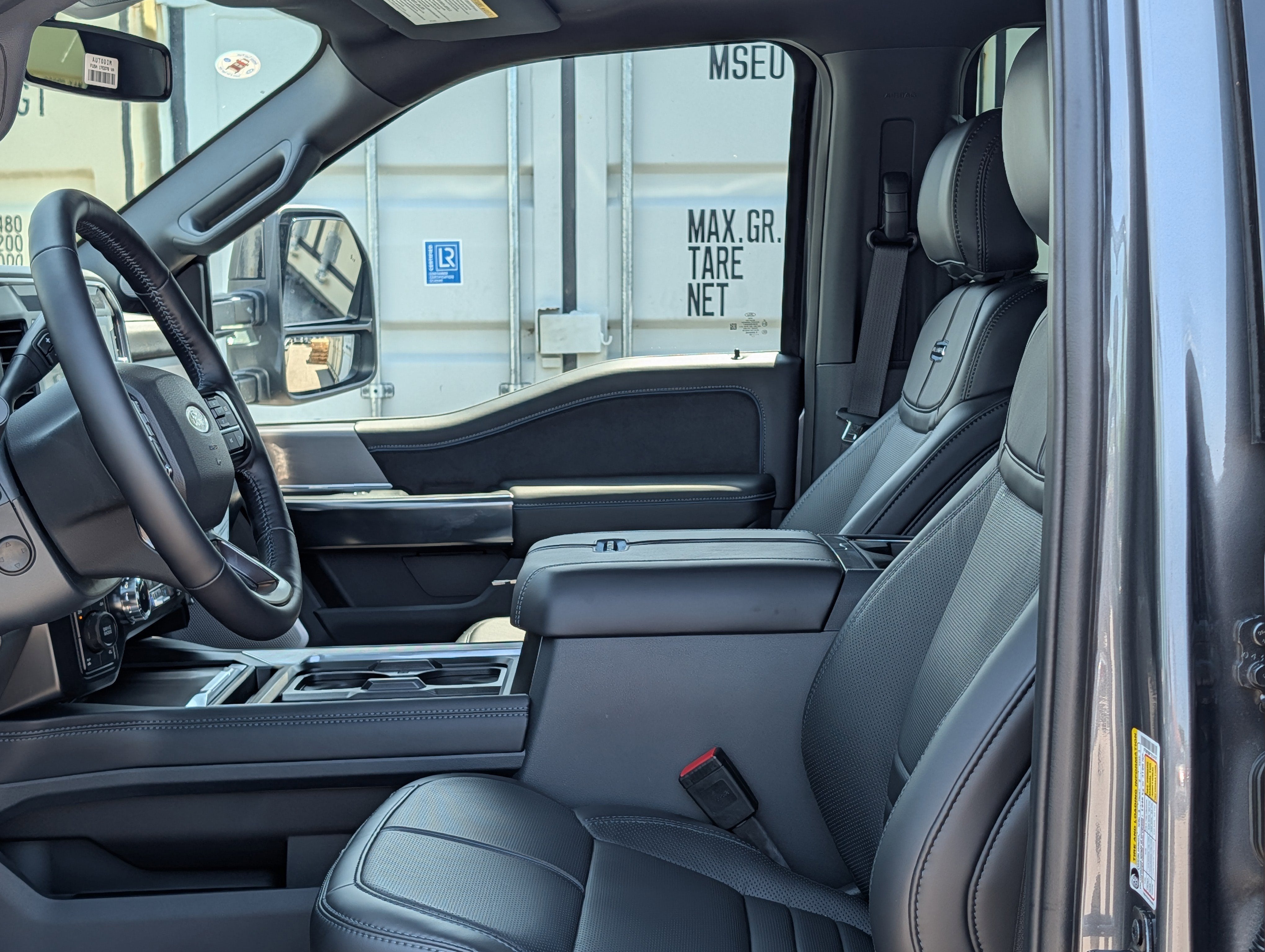 2026 Ford SUPER DUTY F-250 Platinum