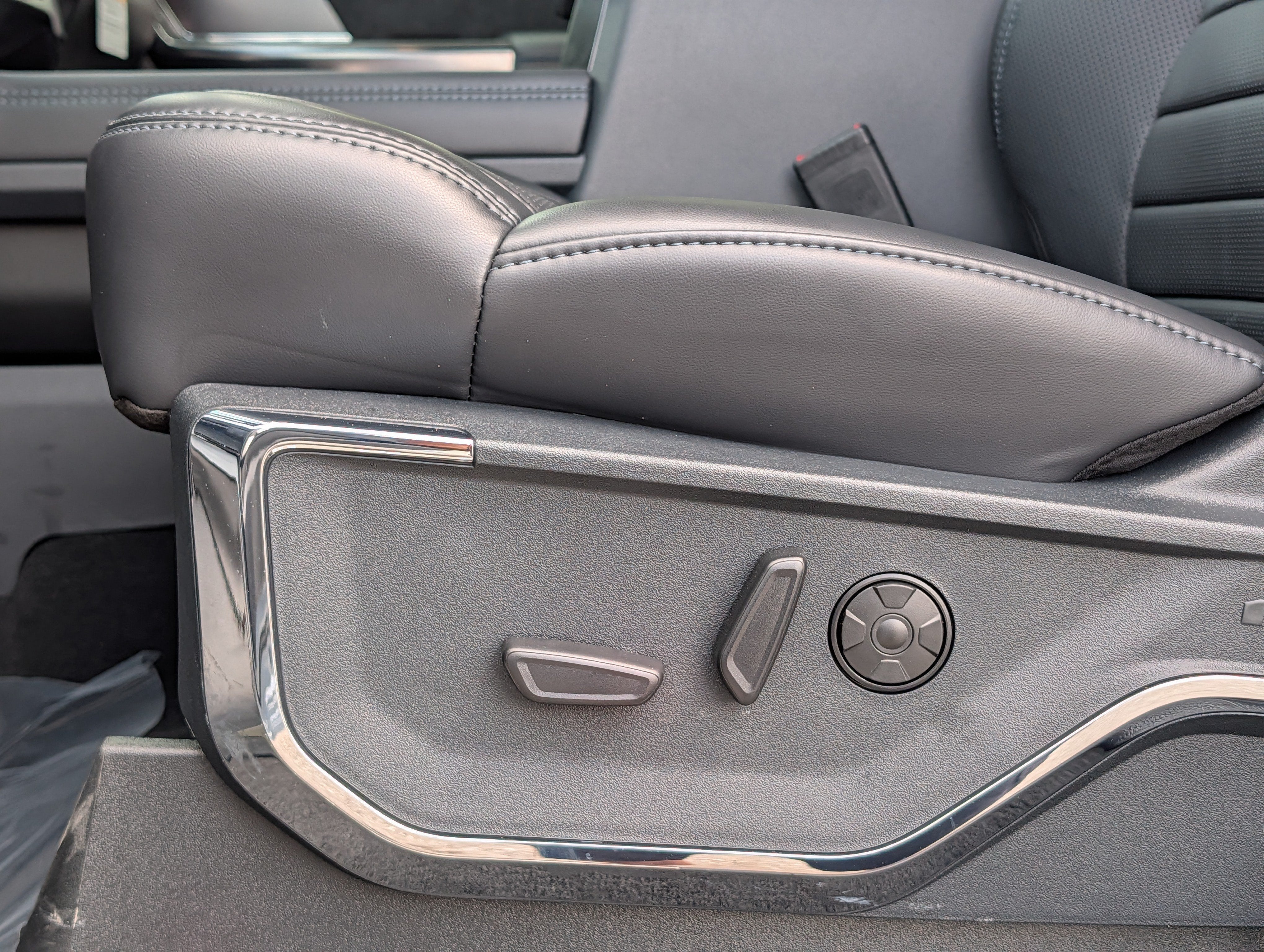 2026 Ford SUPER DUTY F-250 Platinum