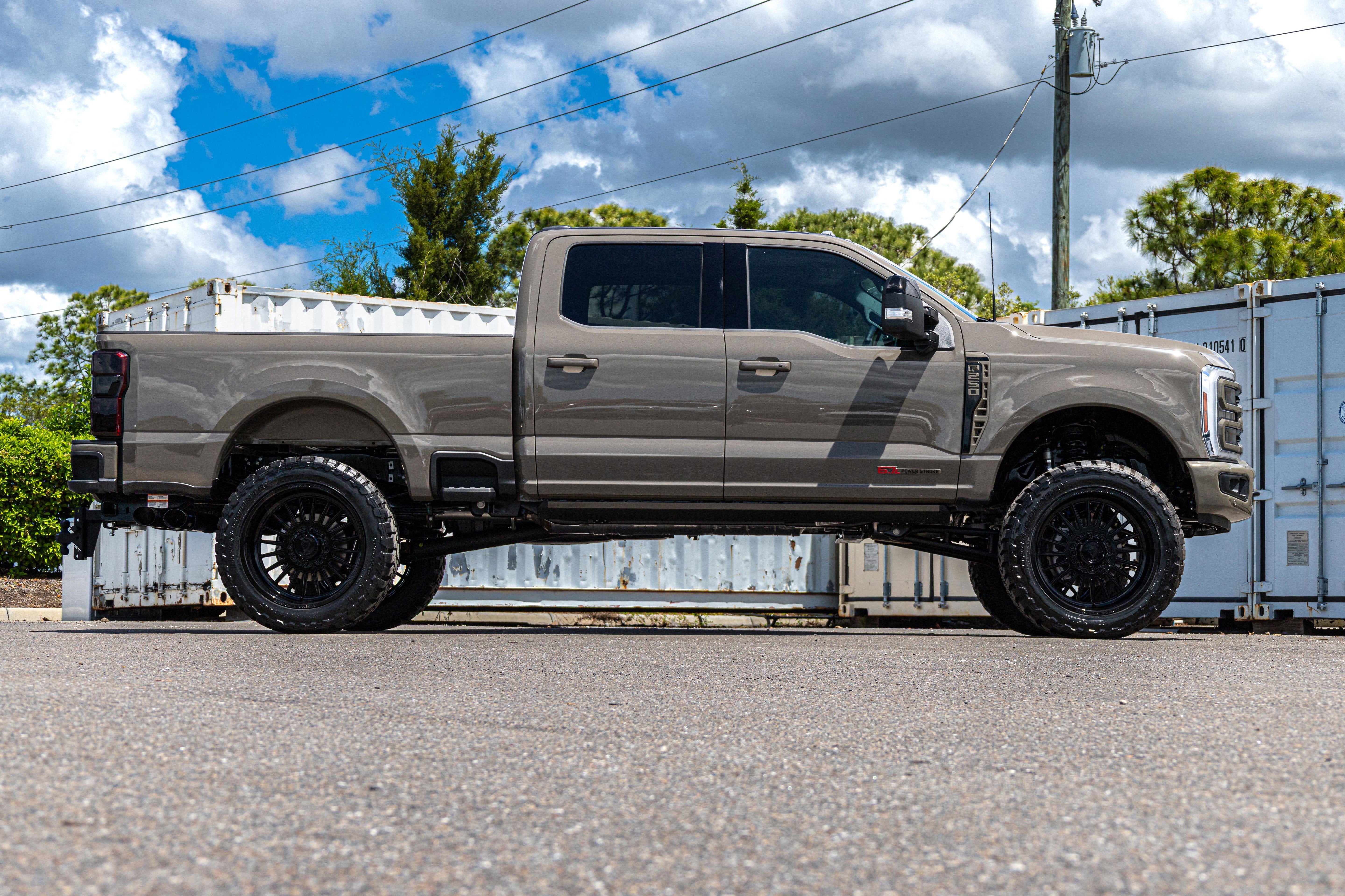 2026 Ford SUPER DUTY F-250 Lariat