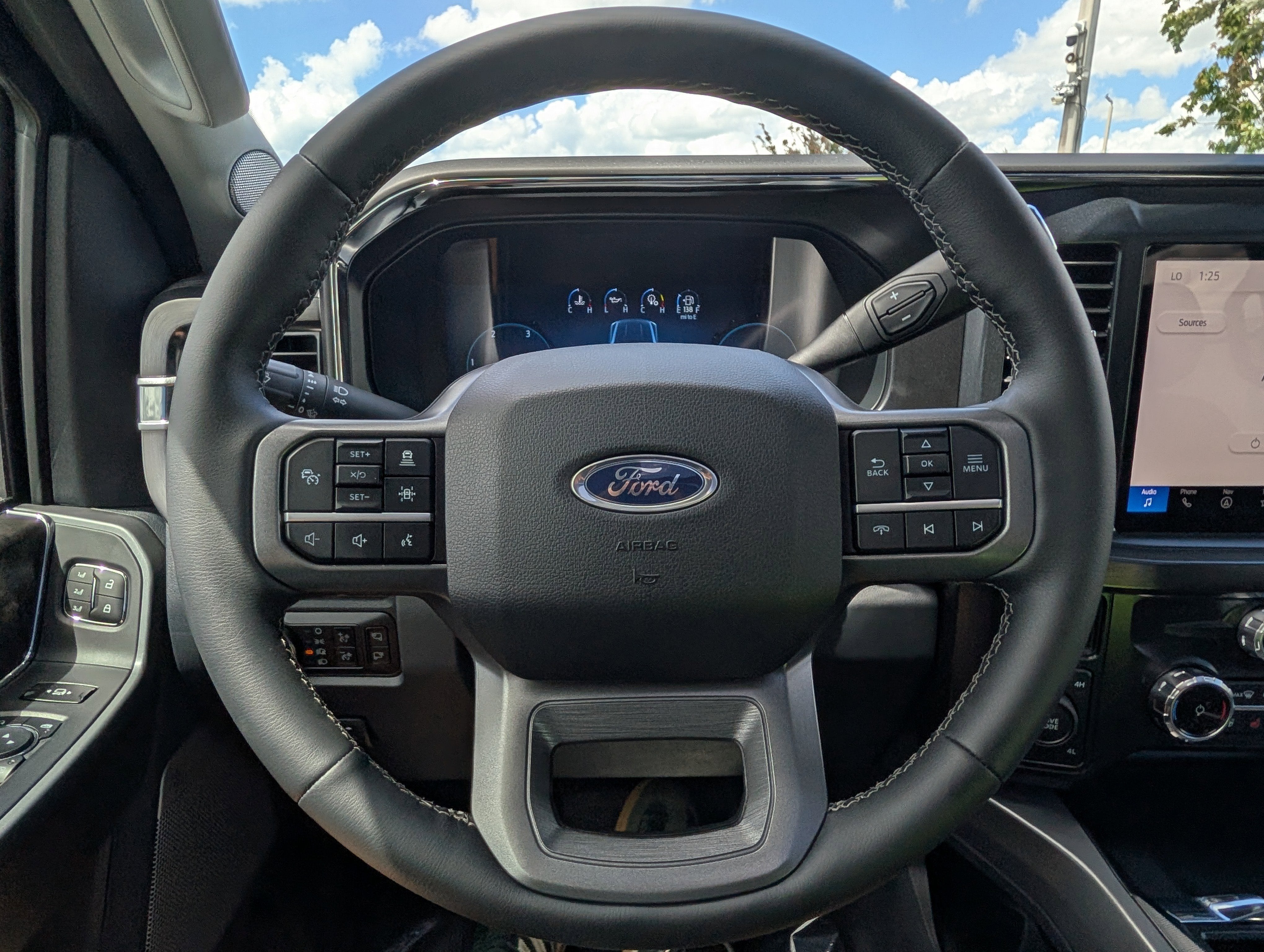 2026 Ford SUPER DUTY F-250 Lariat