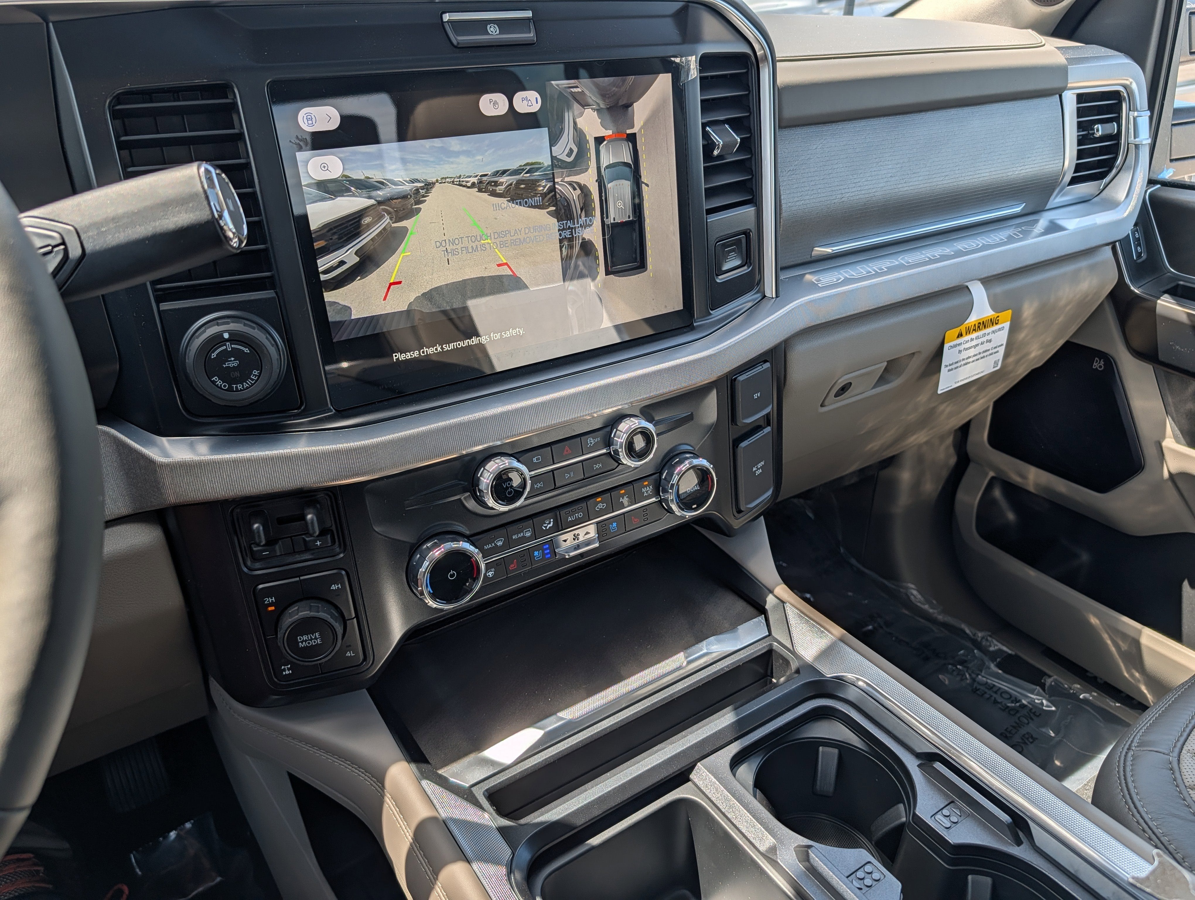 2026 Ford SUPER DUTY F-250 Platinum