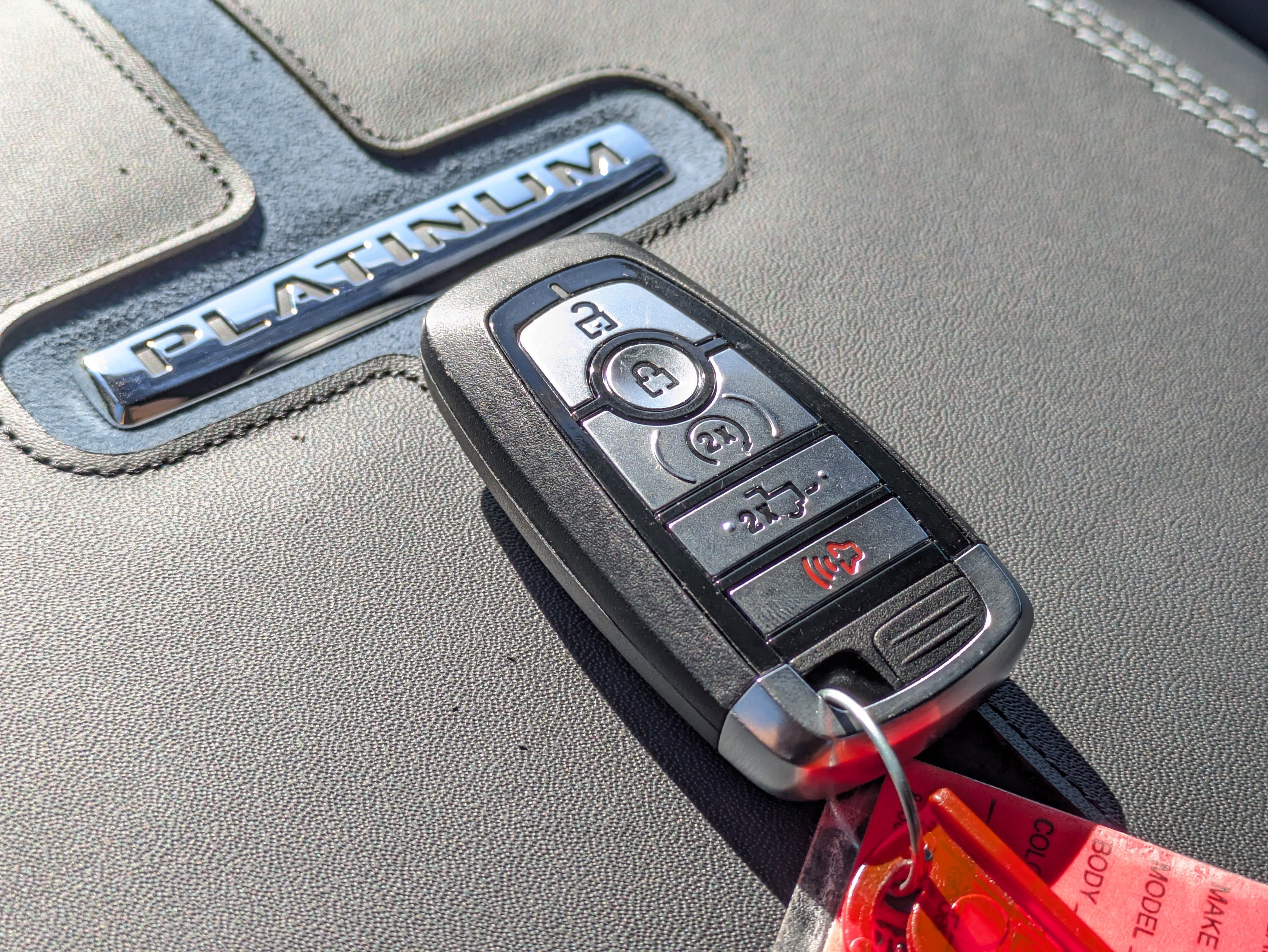 2026 Ford SUPER DUTY F-250 Platinum