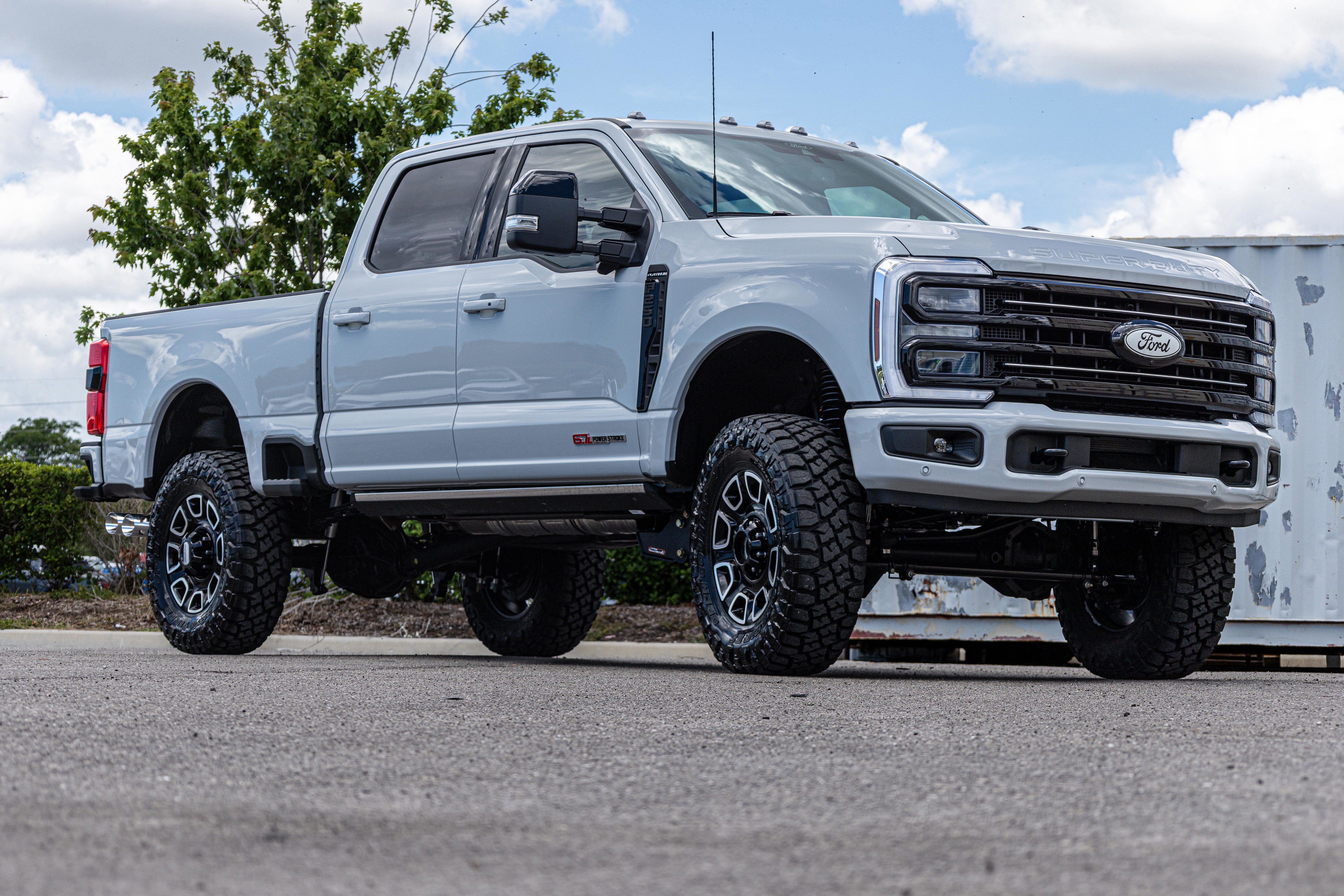 2026 Ford Super Duty F-250 SRW Platinum