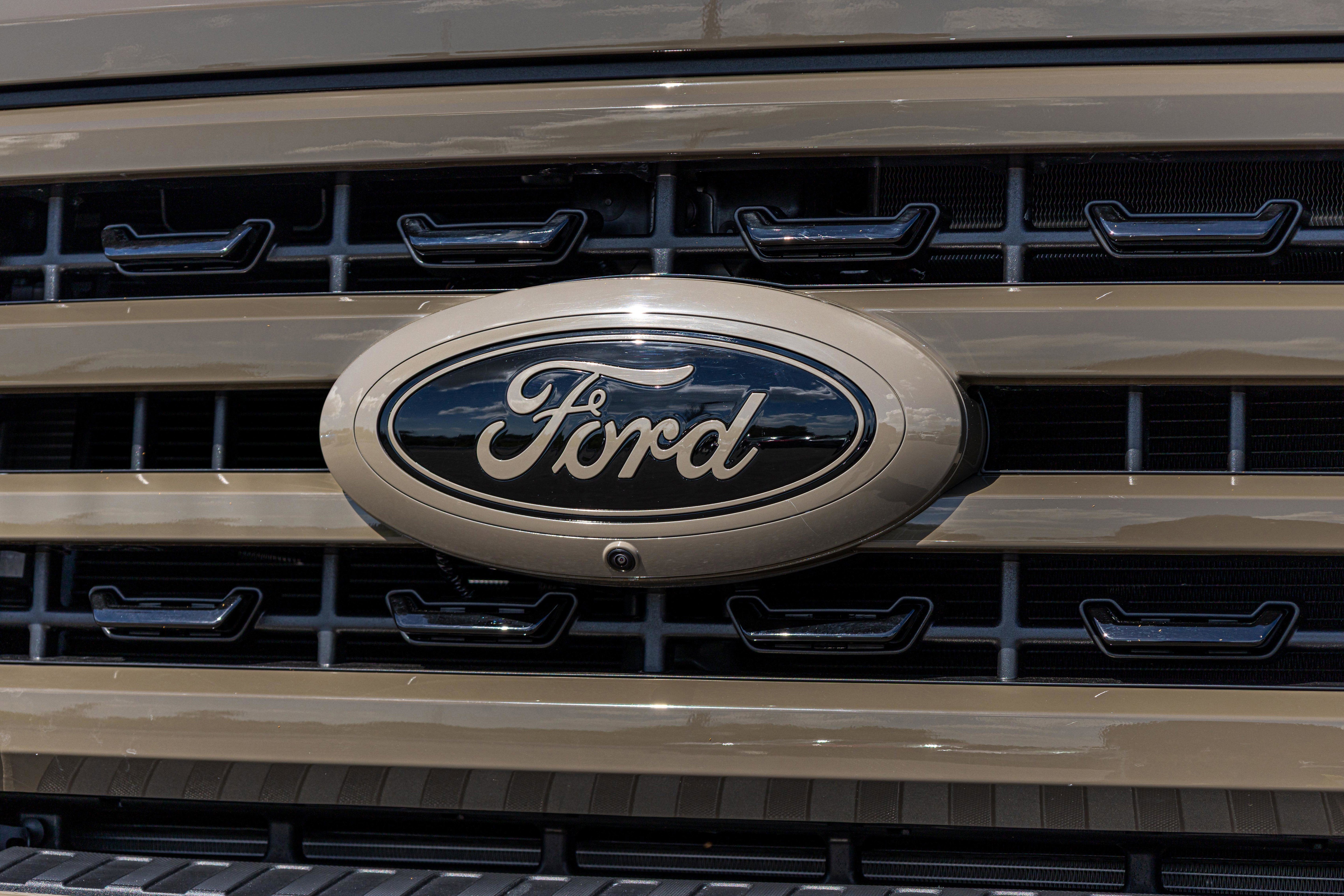 2026 Ford SUPER DUTY F-250 Lariat