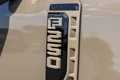 2026 Ford SUPER DUTY F-250 Lariat