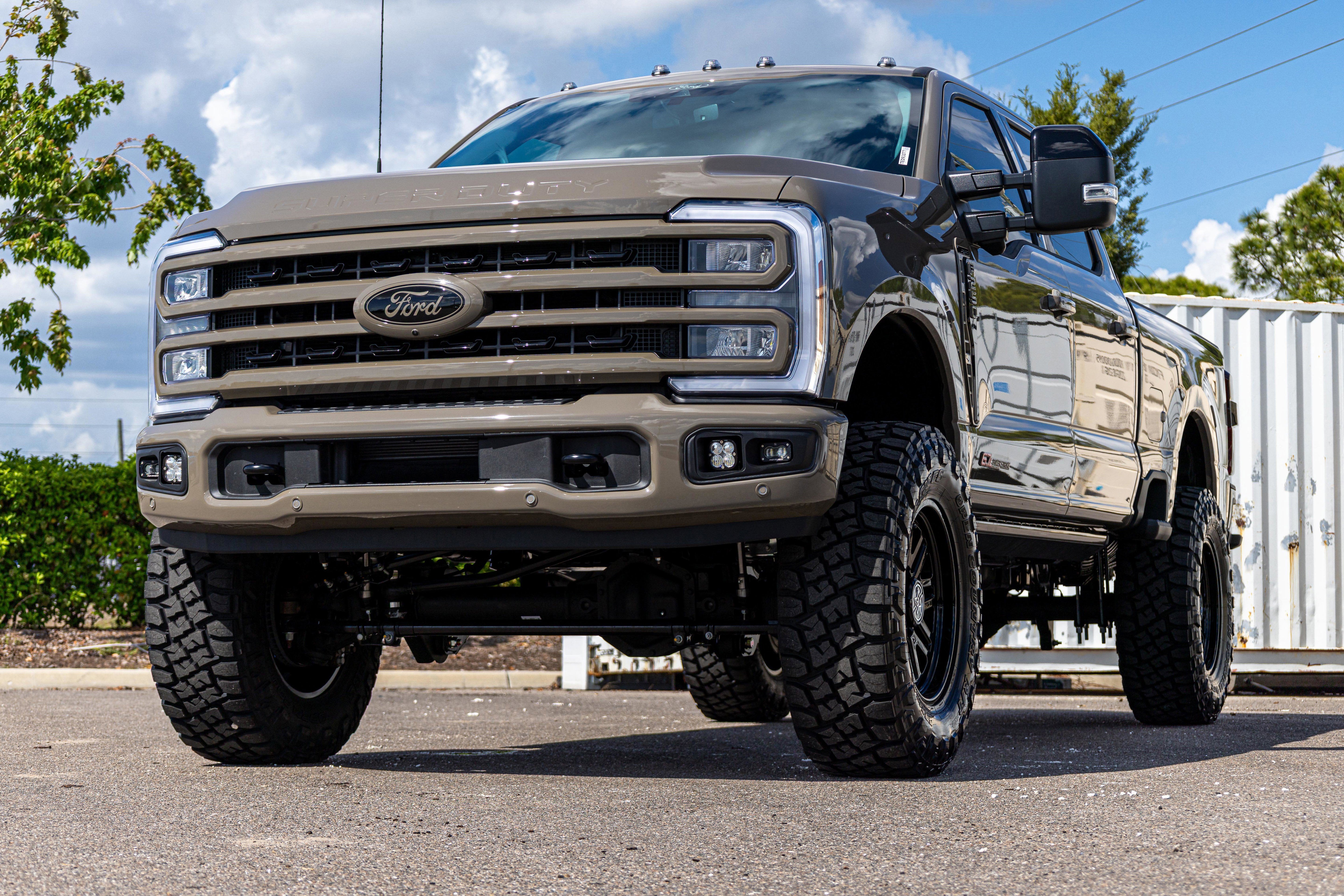 2026 Ford SUPER DUTY F-250 Lariat