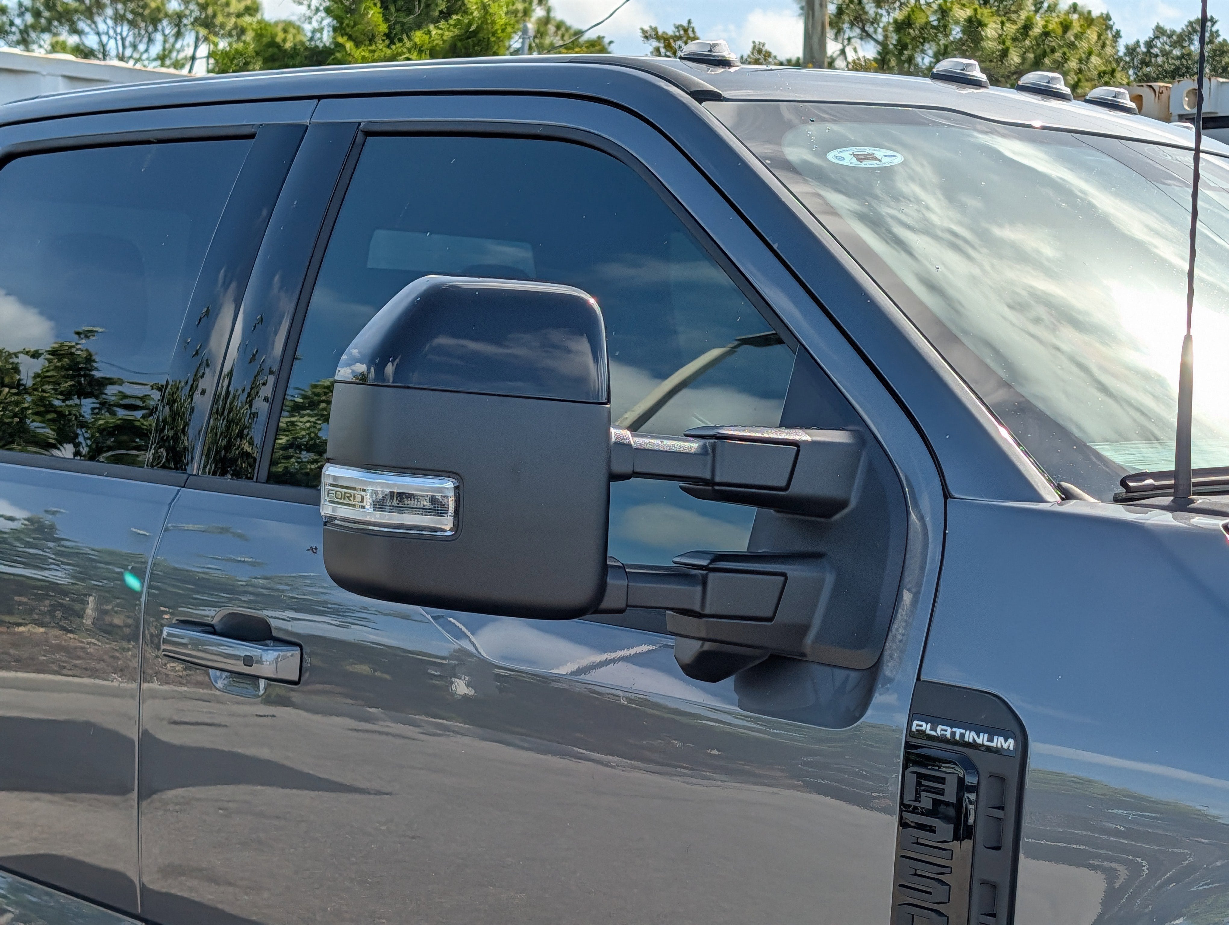 2026 Ford SUPER DUTY F-250 Platinum