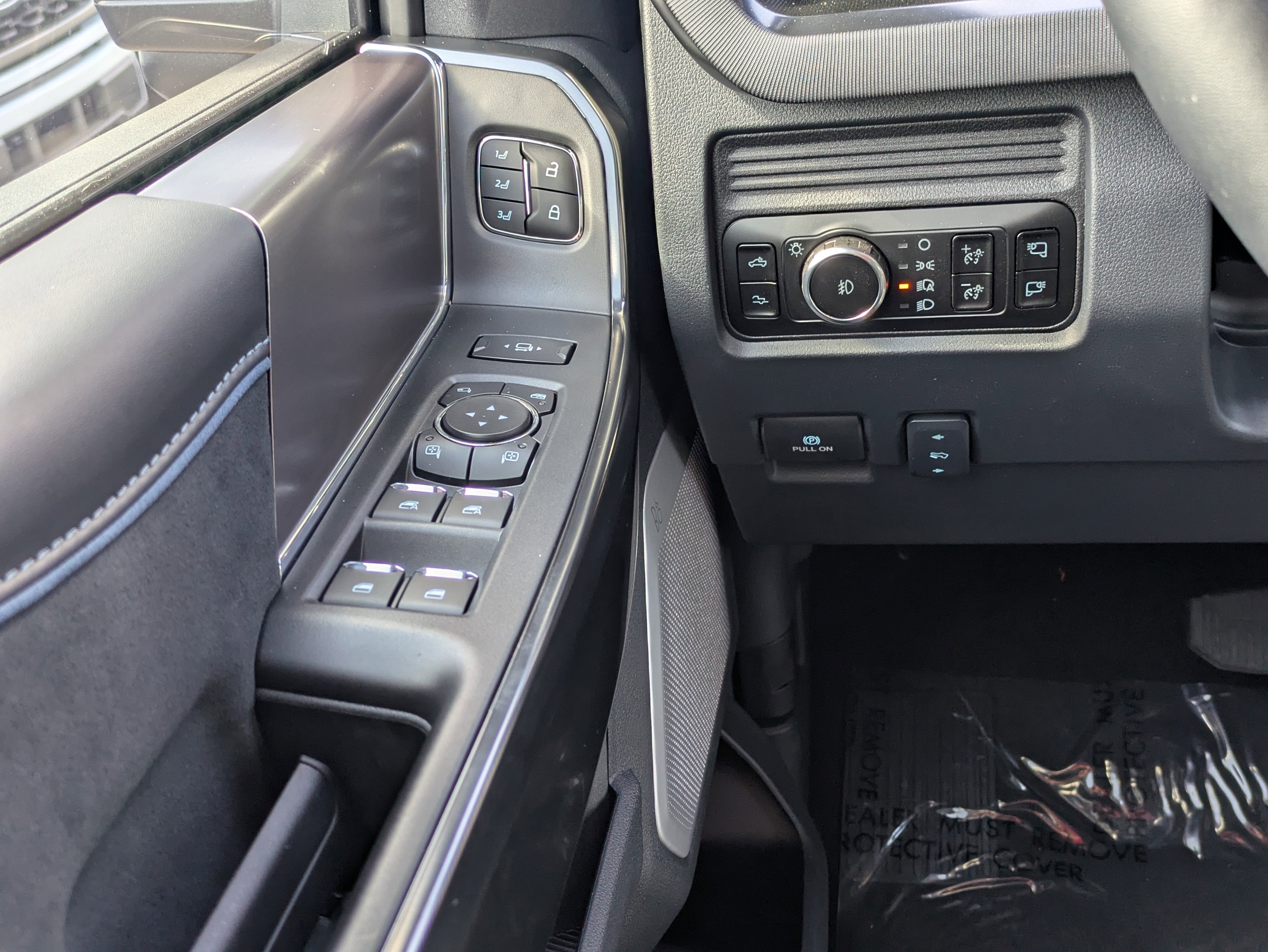 2026 Ford SUPER DUTY F-250 Platinum