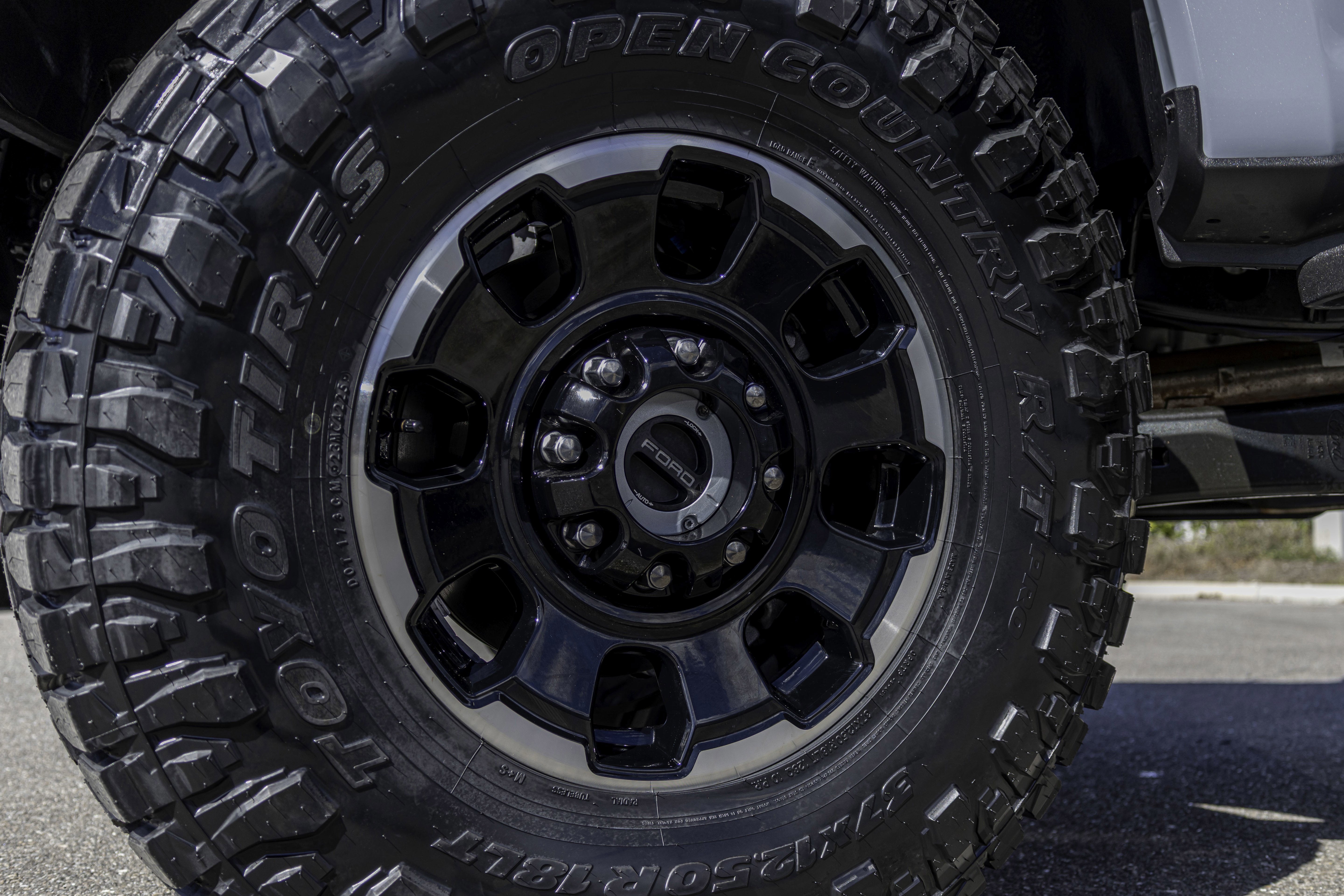 2026 Ford SUPER DUTY F-250 Lariat