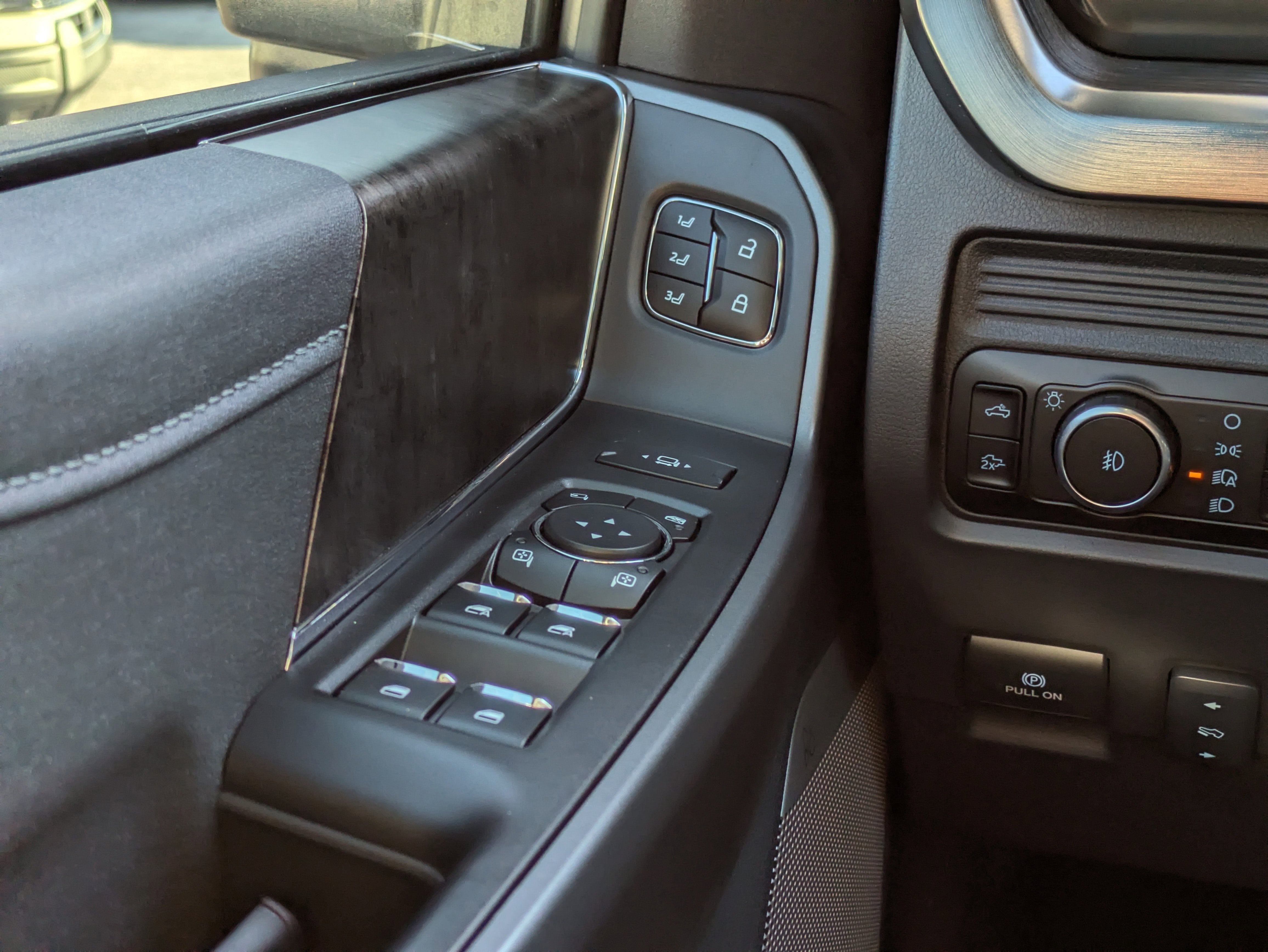 2026 Ford SUPER DUTY F-250 Lariat