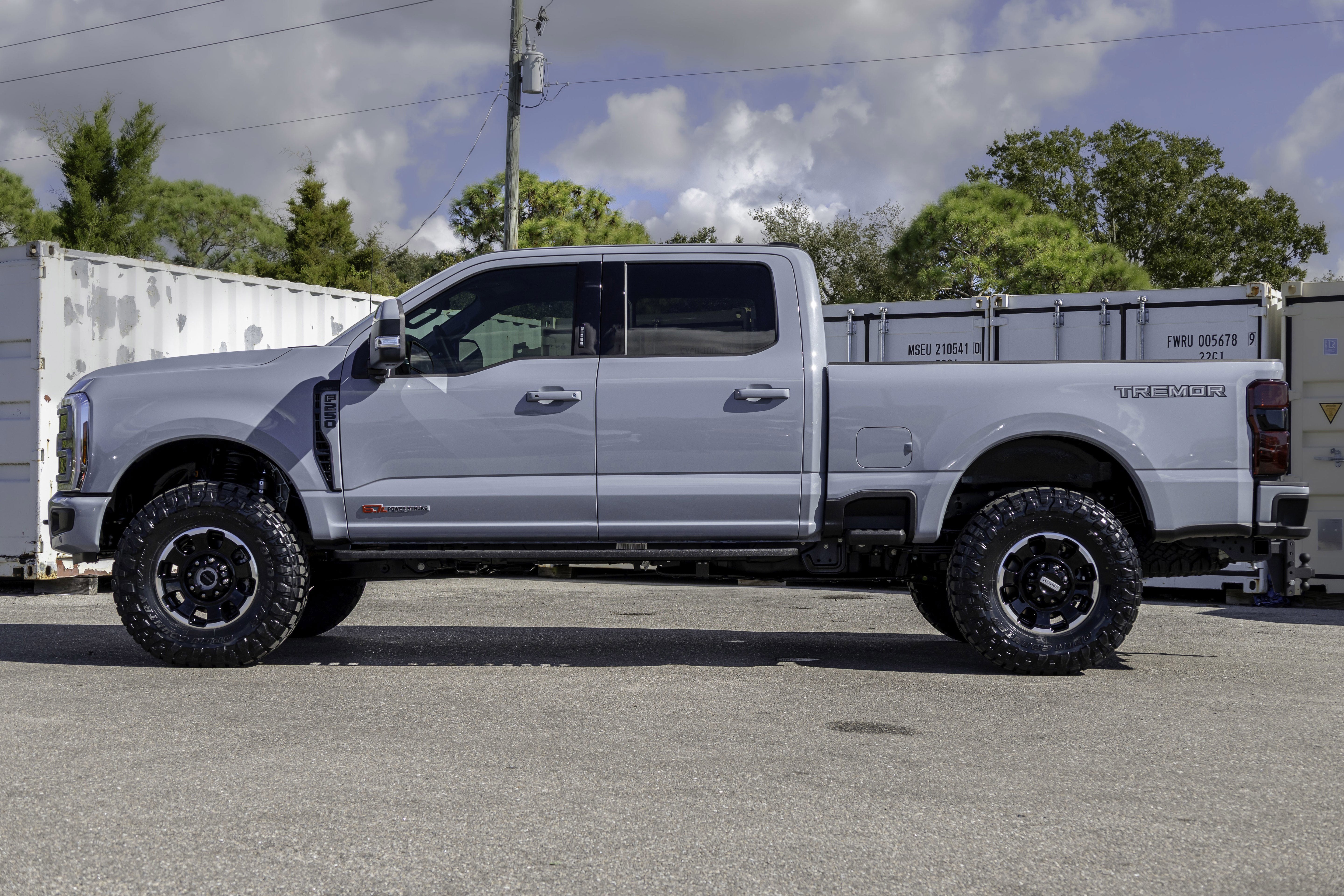 2026 Ford SUPER DUTY F-250 Lariat
