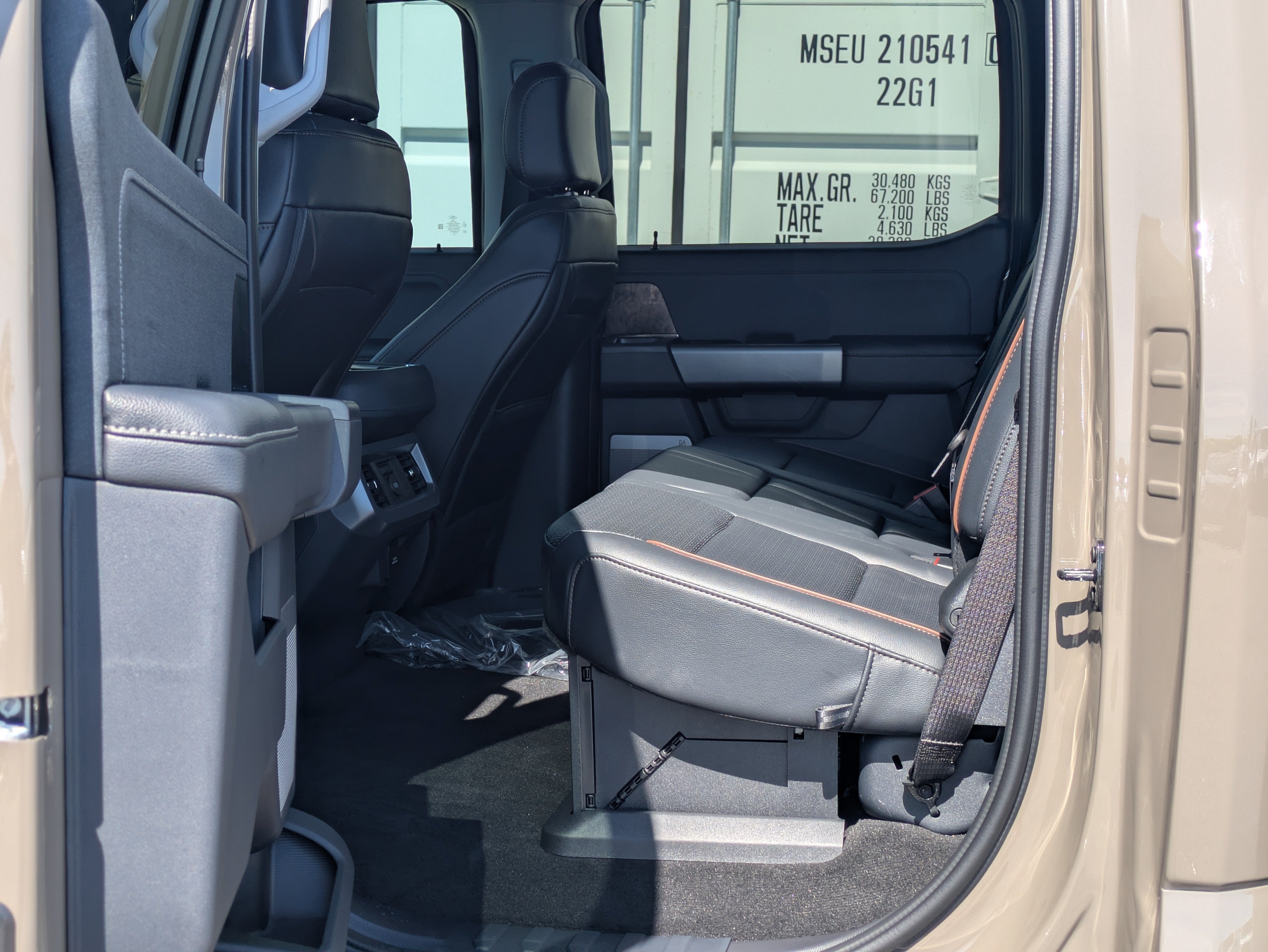 2026 Ford SUPER DUTY F-250 Lariat