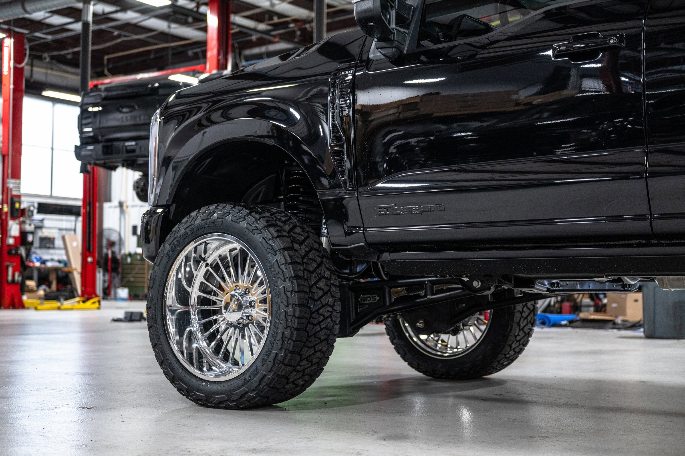 2025 Ford Super Duty F-250 SRW Lariat