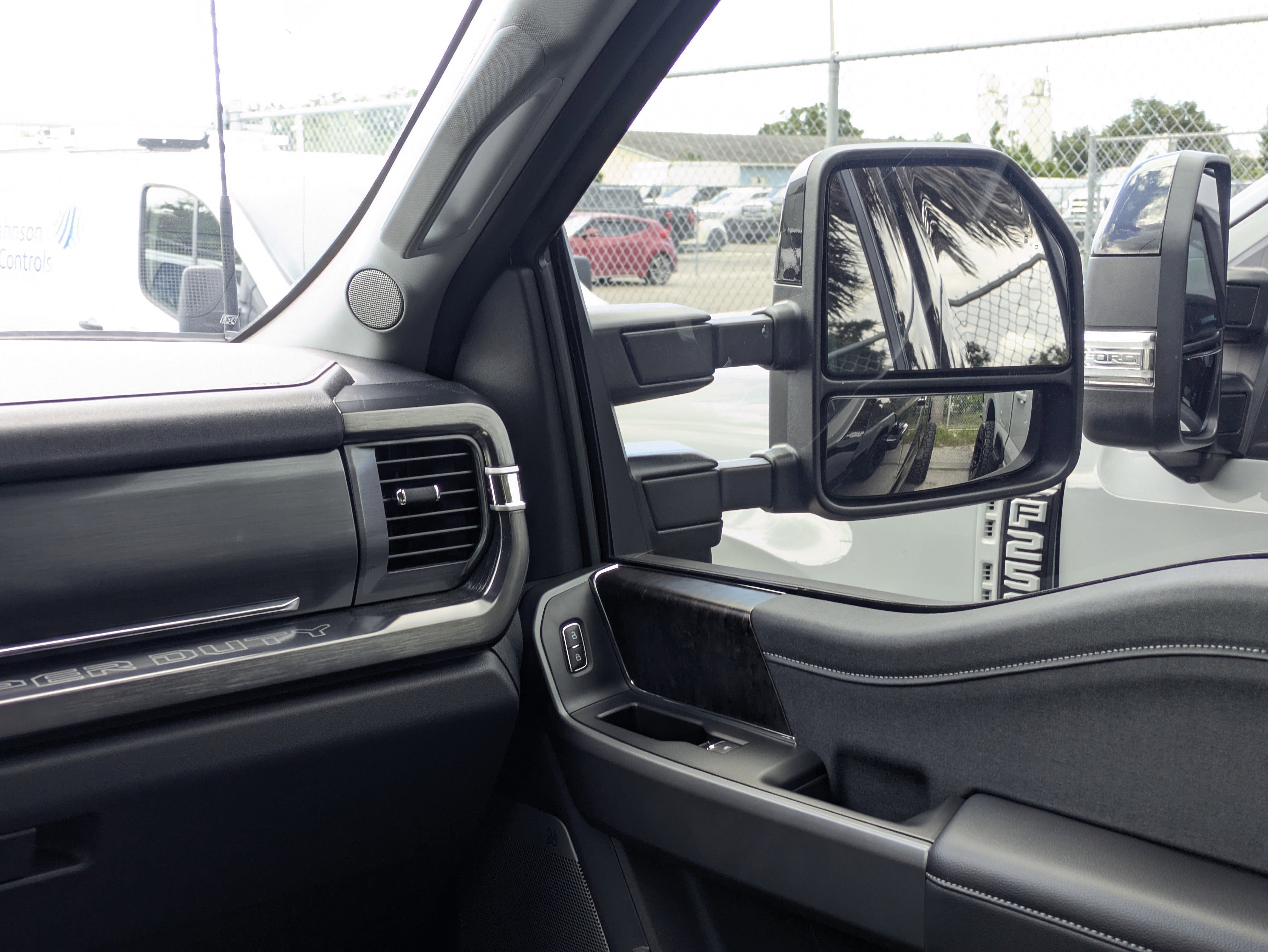 2025 Ford Super Duty F-250 SRW Lariat