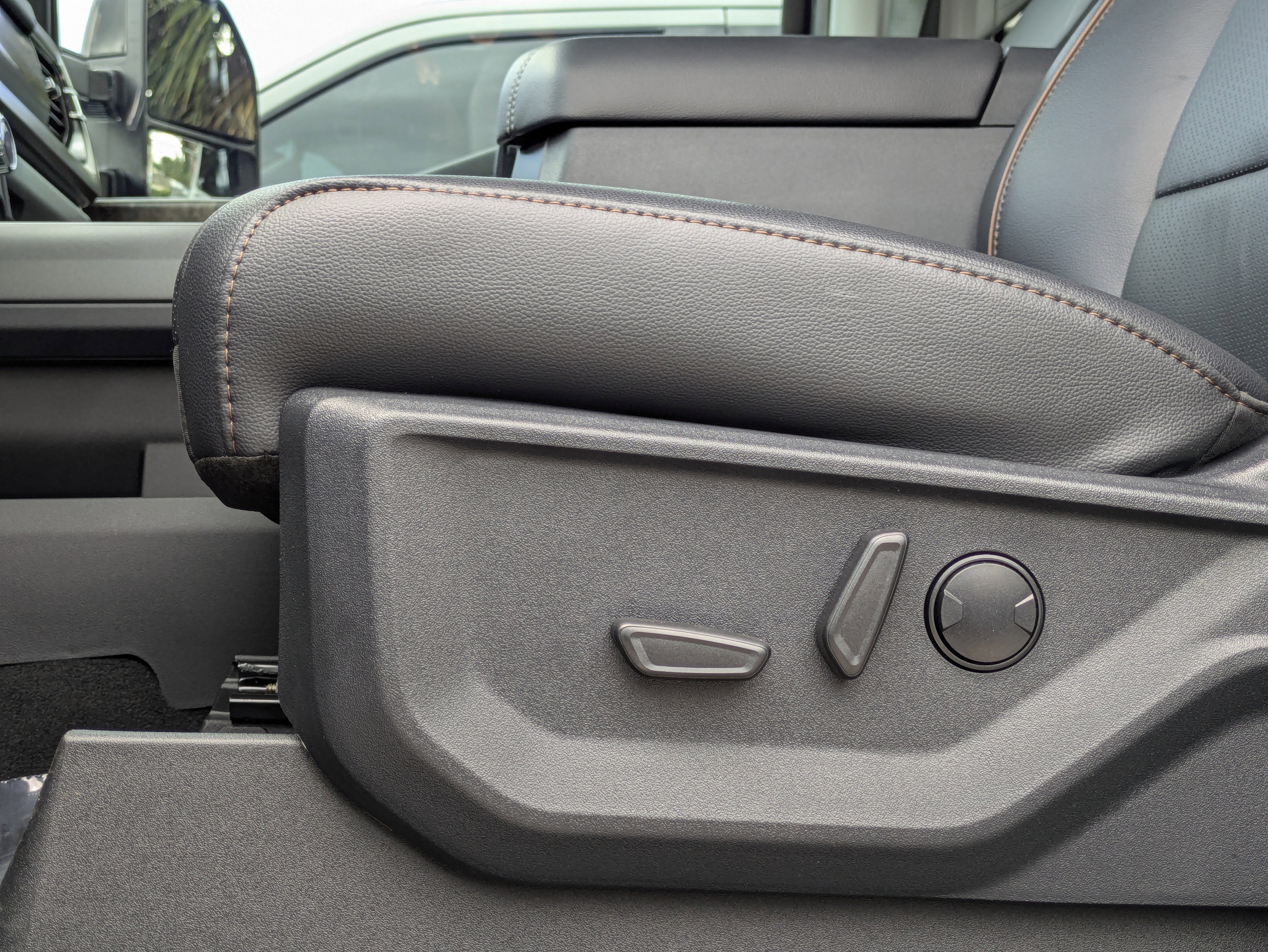 2025 Ford Super Duty F-250 SRW Lariat