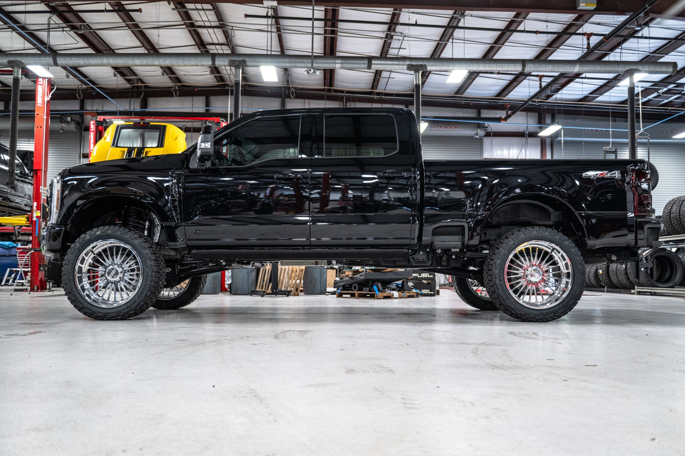 2025 Ford Super Duty F-250 SRW Lariat