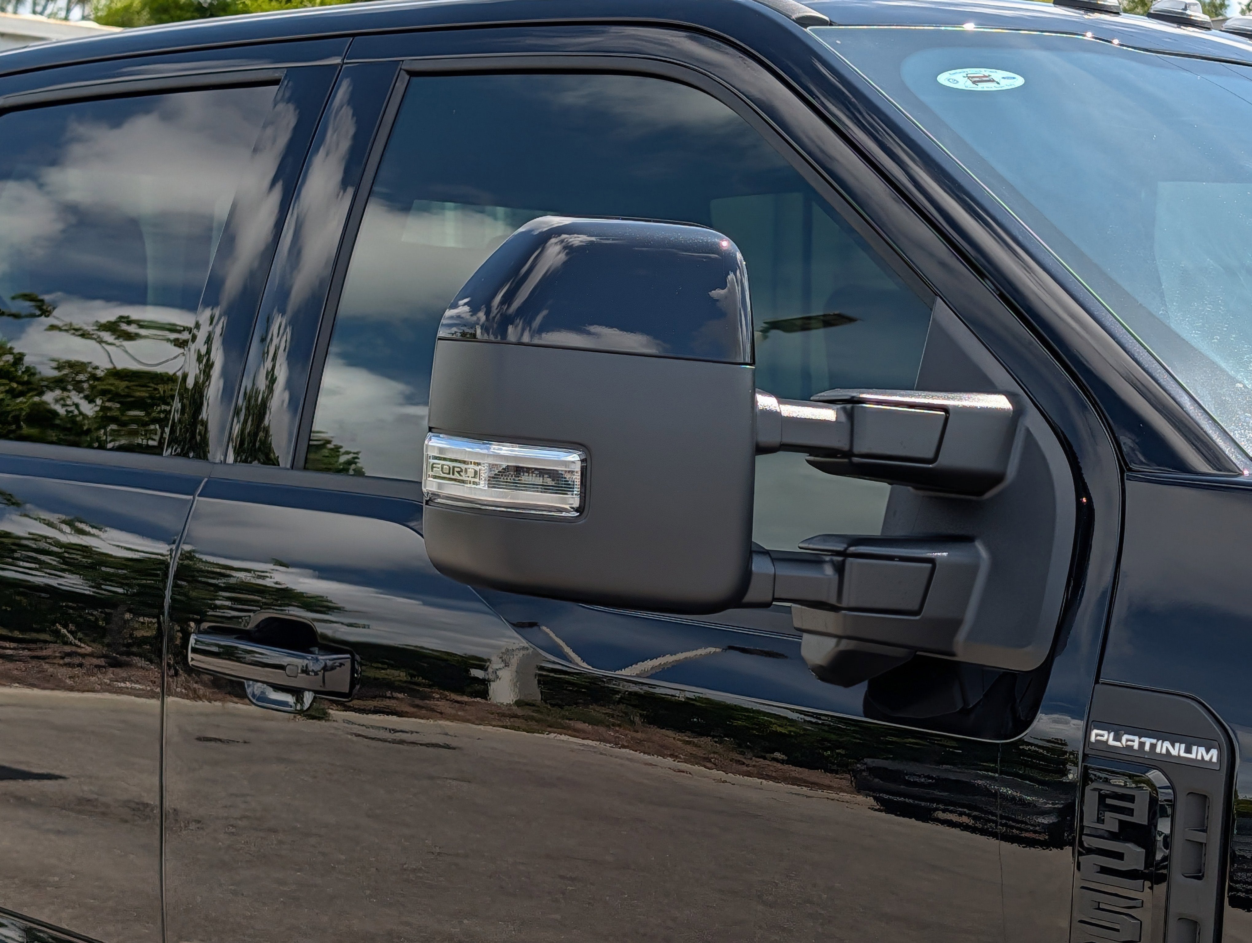 2026 Ford SUPER DUTY F-250 Platinum