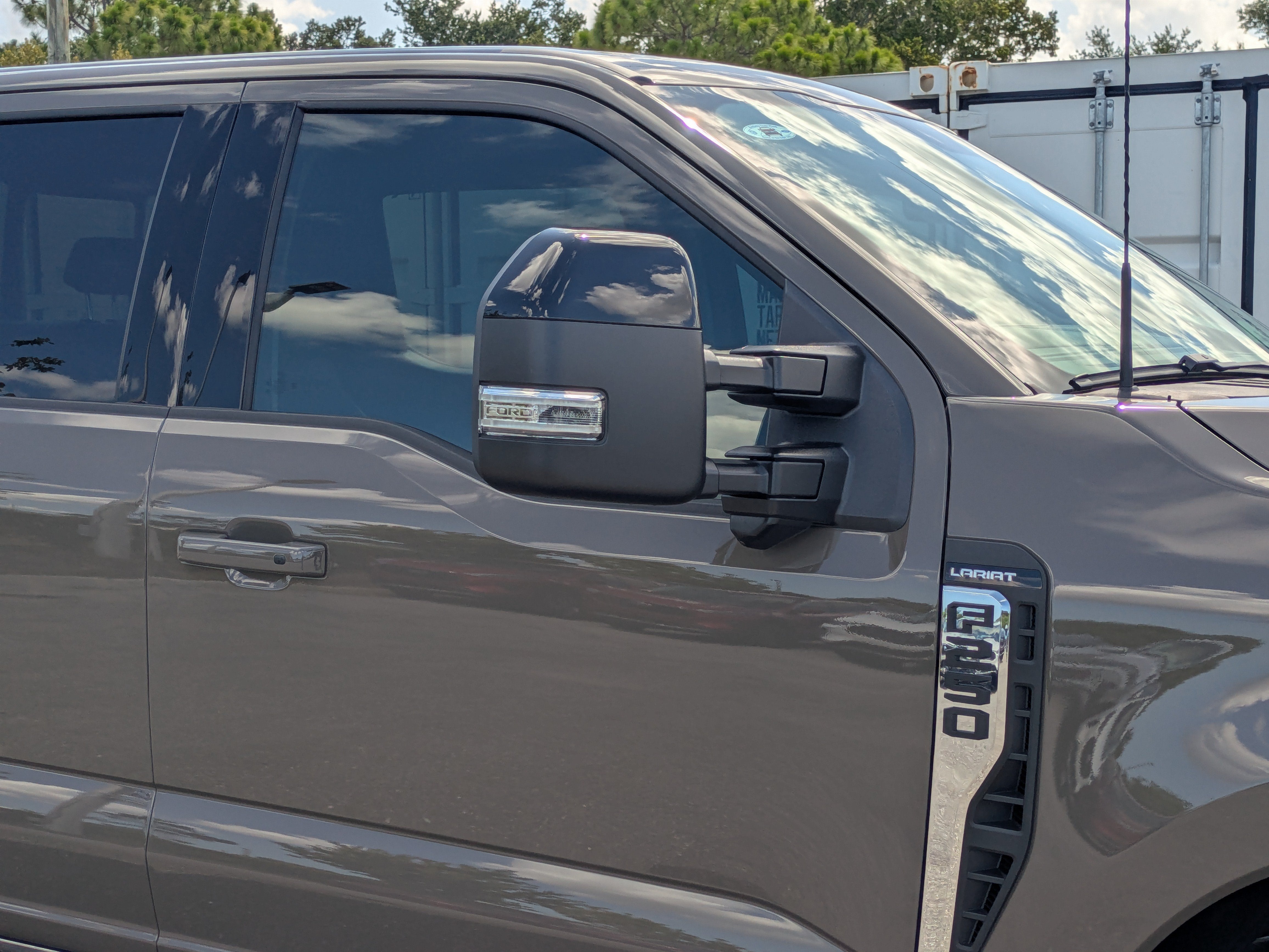 2026 Ford SUPER DUTY F-250 Lariat