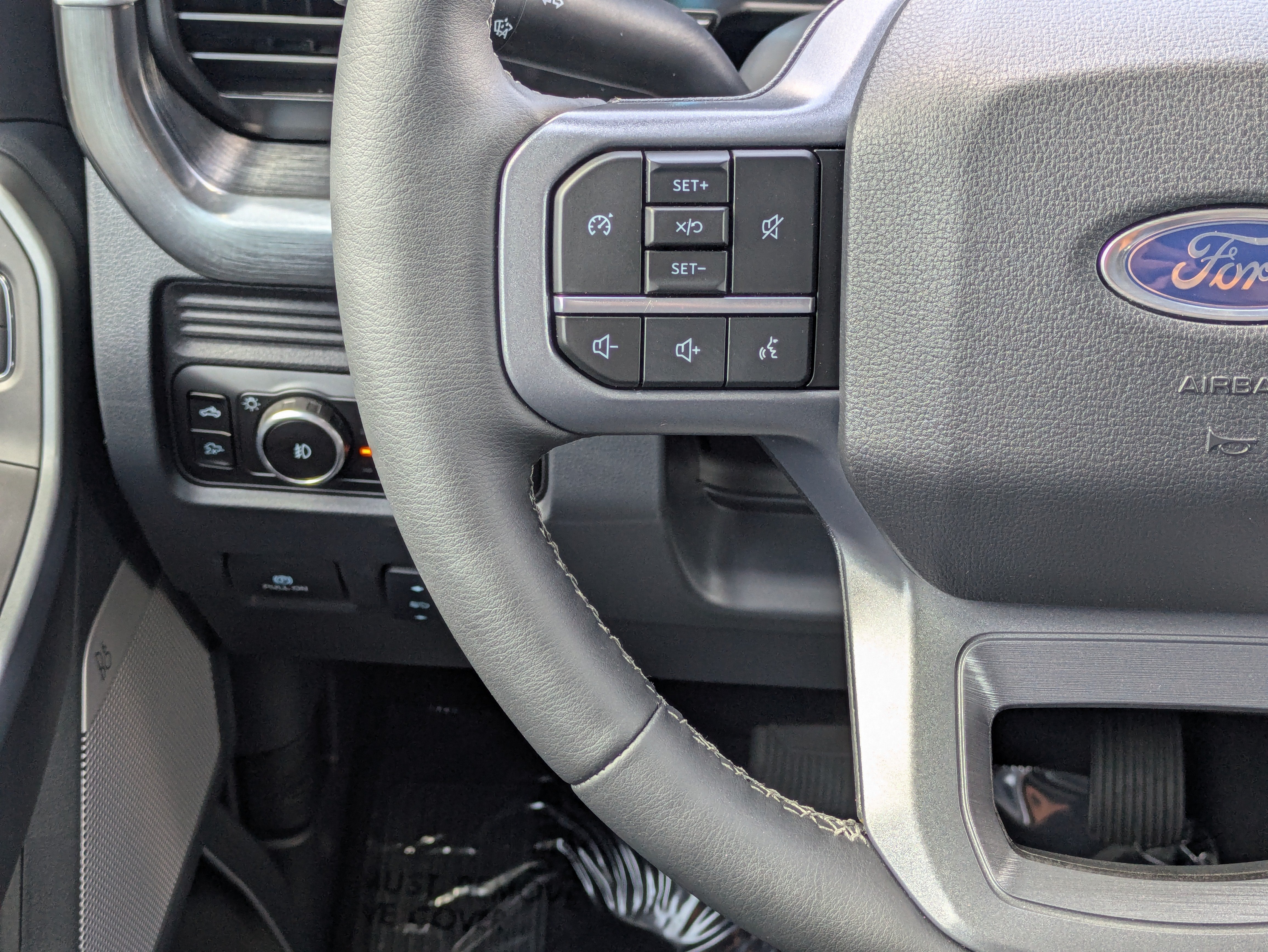 2026 Ford SUPER DUTY F-250 Lariat