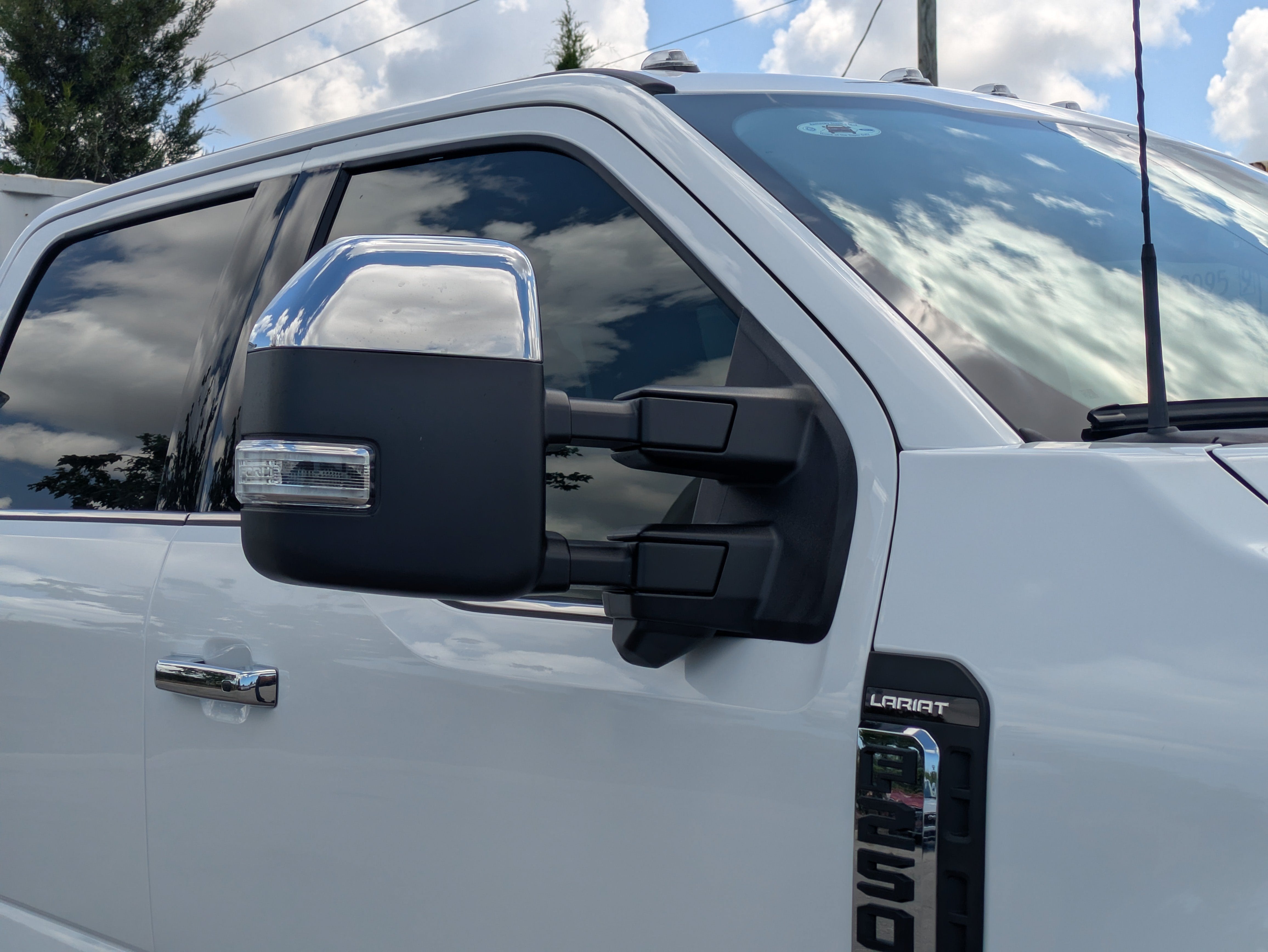 2026 Ford SUPER DUTY F-250 Lariat
