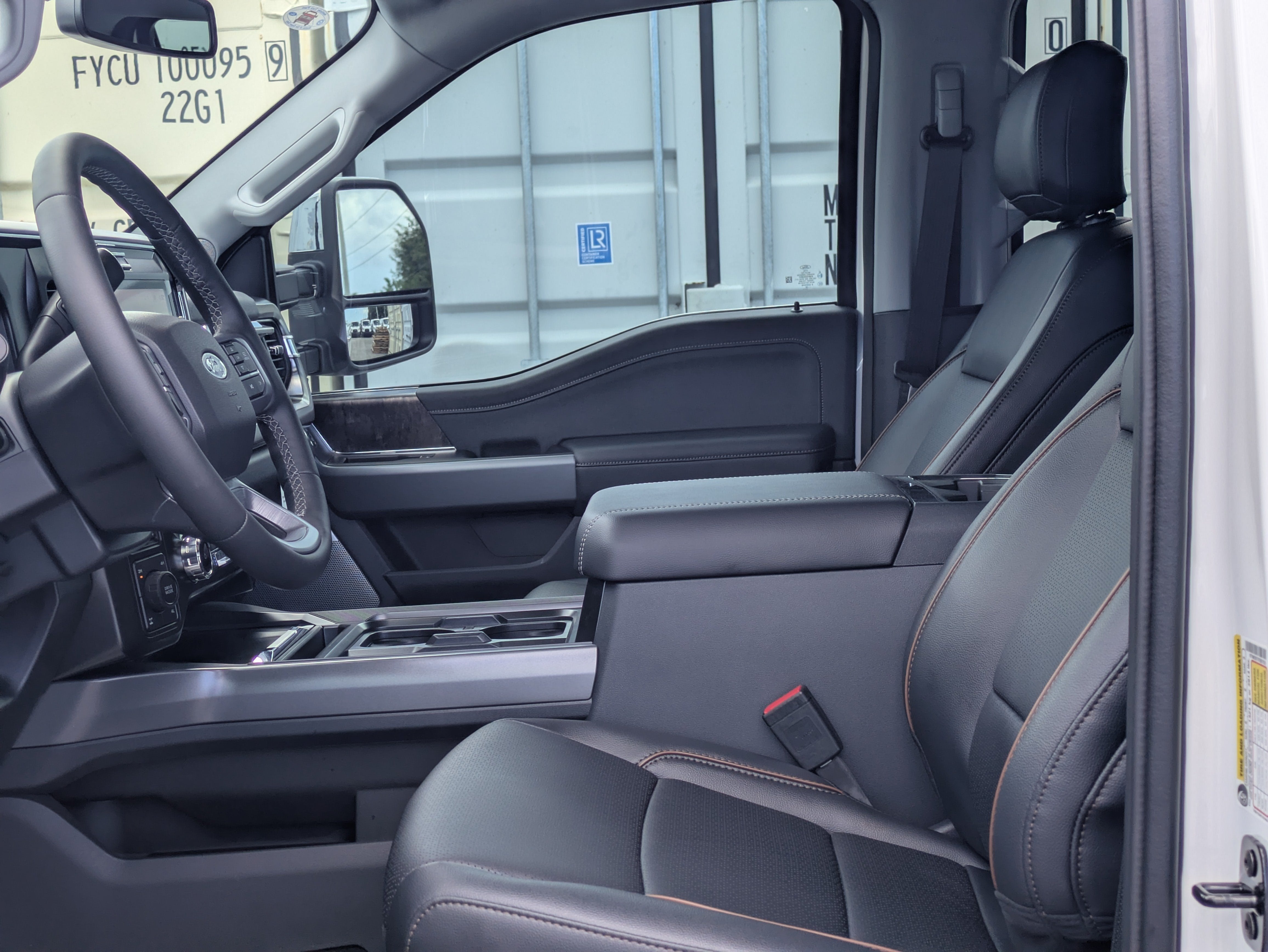 2026 Ford SUPER DUTY F-250 Lariat