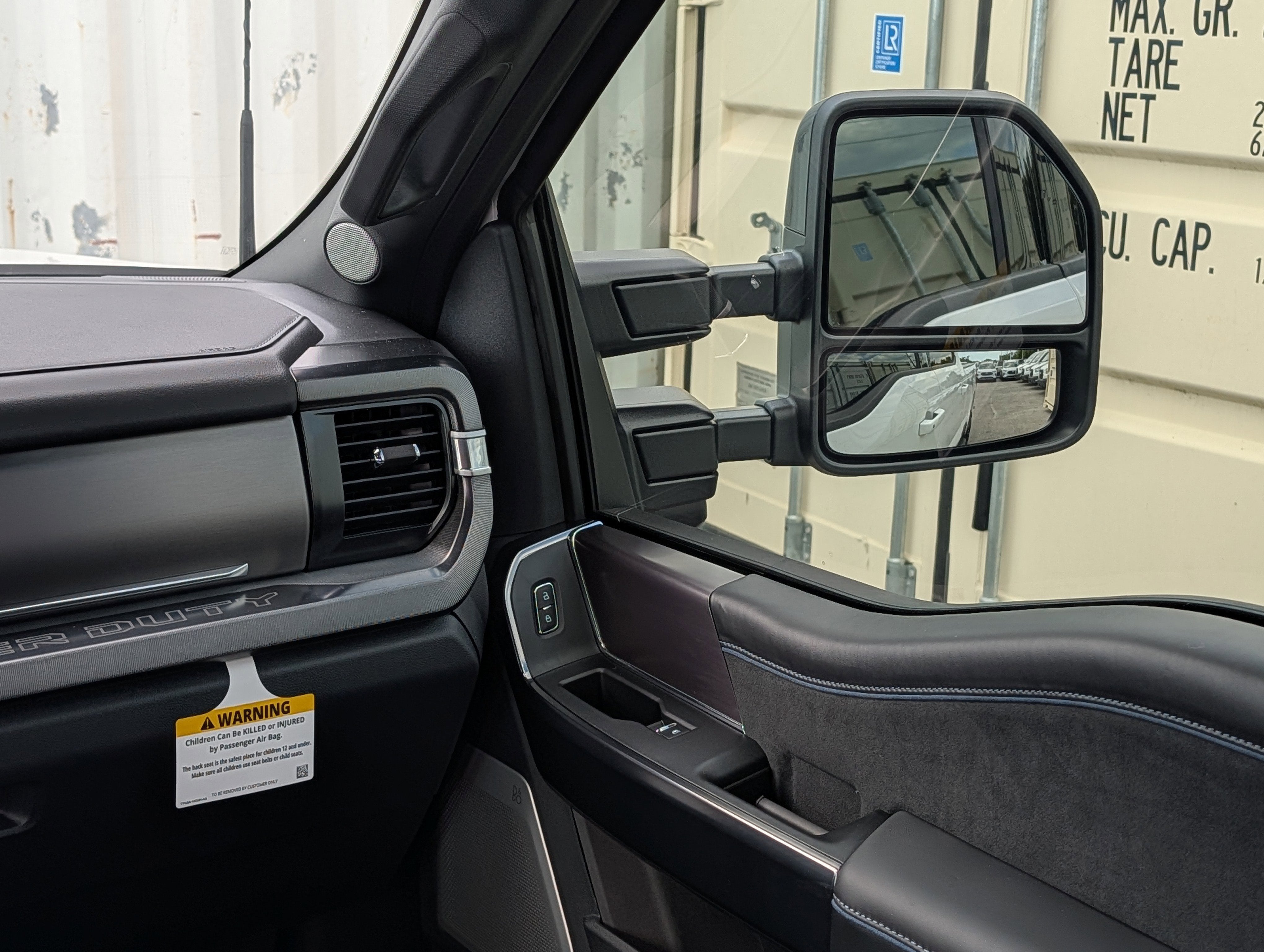 2026 Ford SUPER DUTY F-250 Platinum