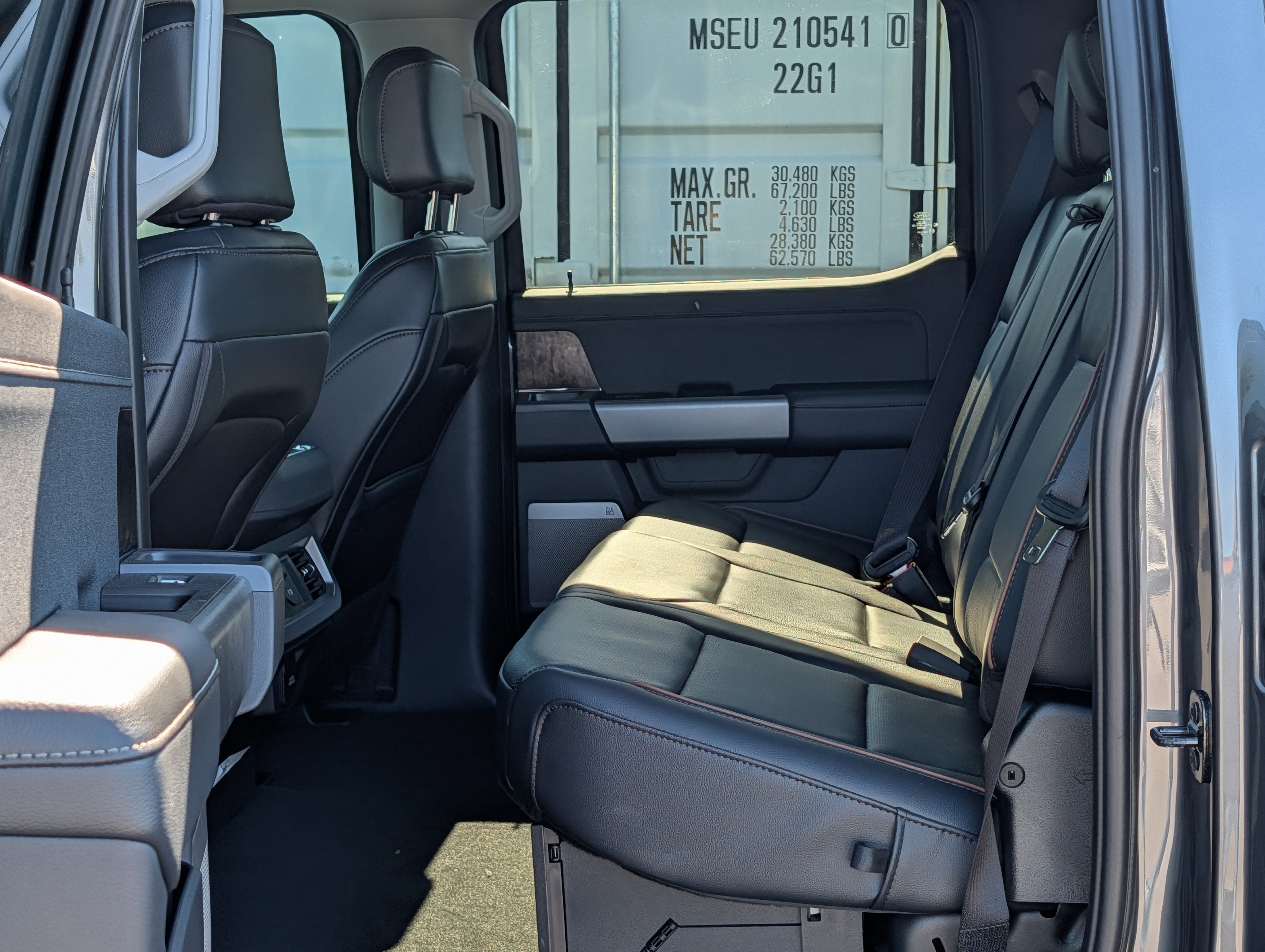 2026 Ford SUPER DUTY F-250 Lariat