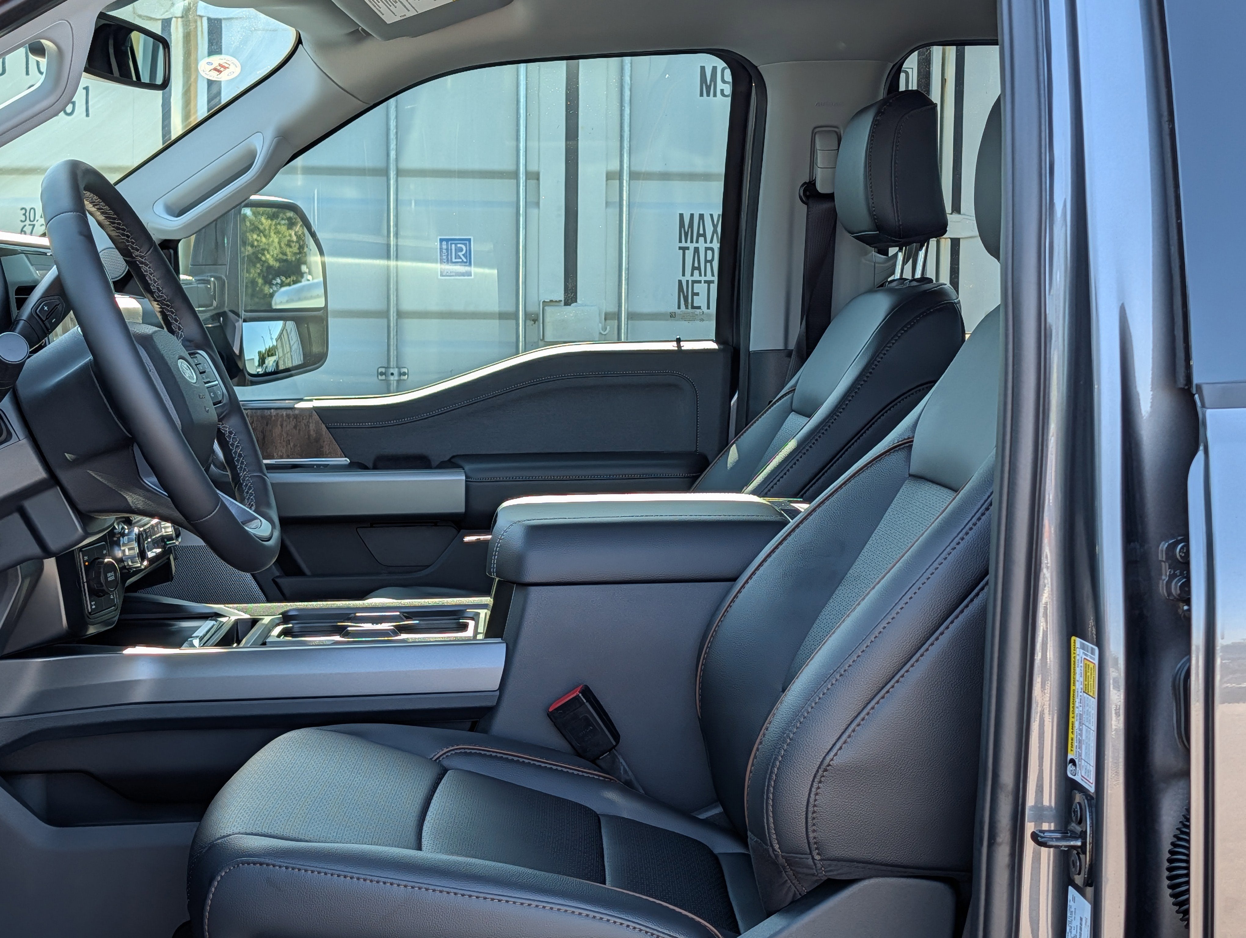 2026 Ford SUPER DUTY F-250 Lariat