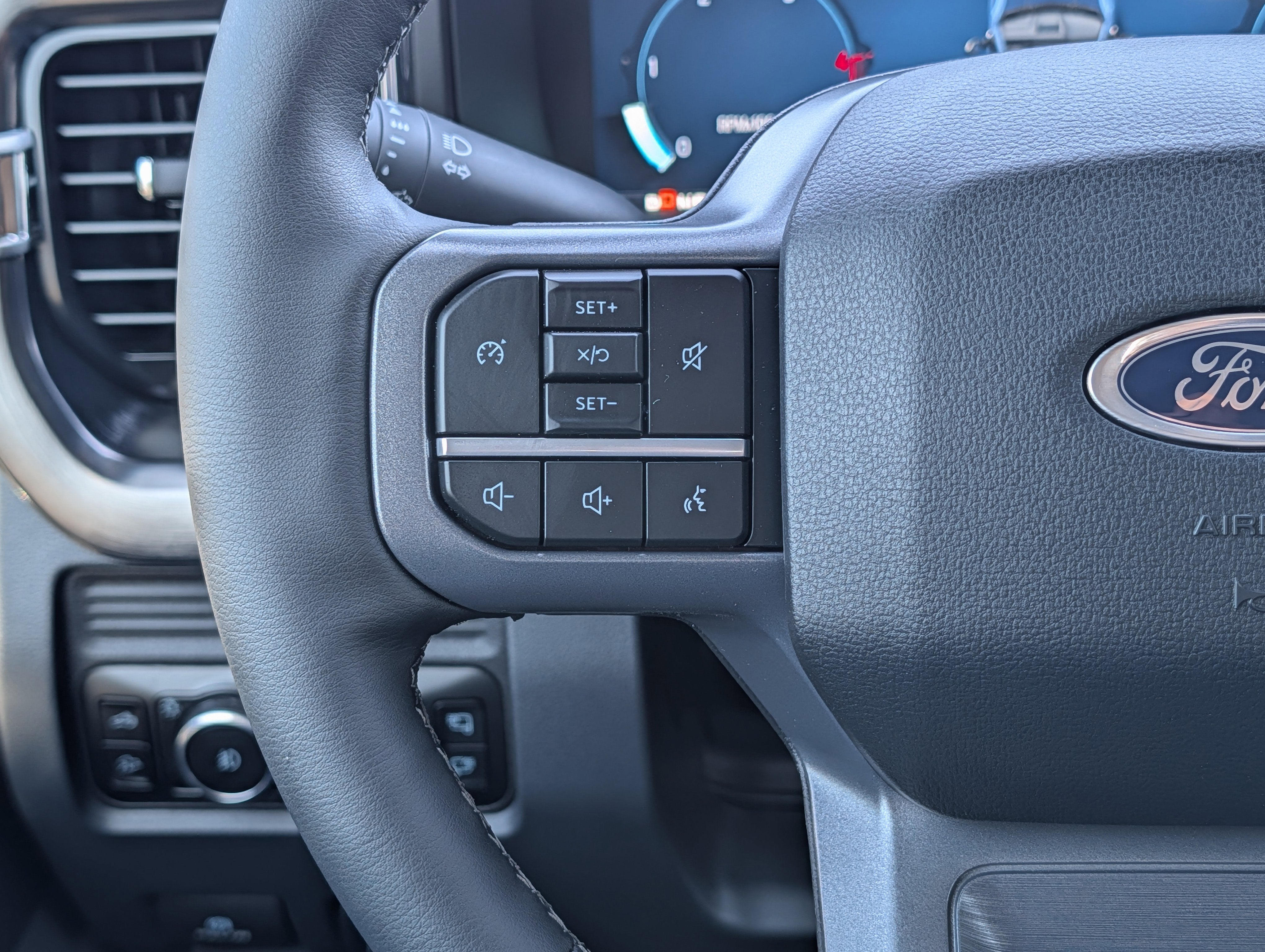 2026 Ford SUPER DUTY F-250 Lariat