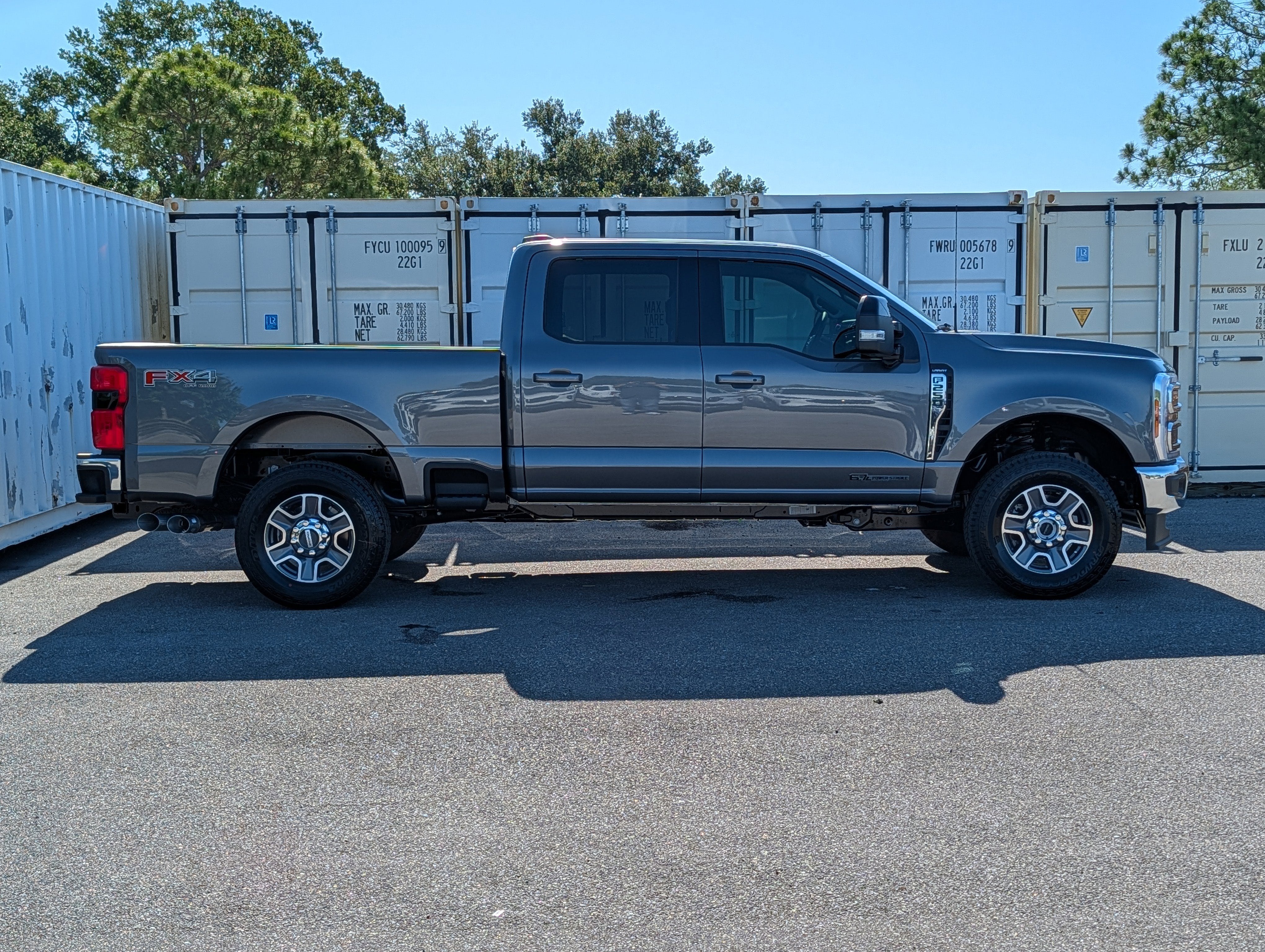 2026 Ford SUPER DUTY F-250 Lariat