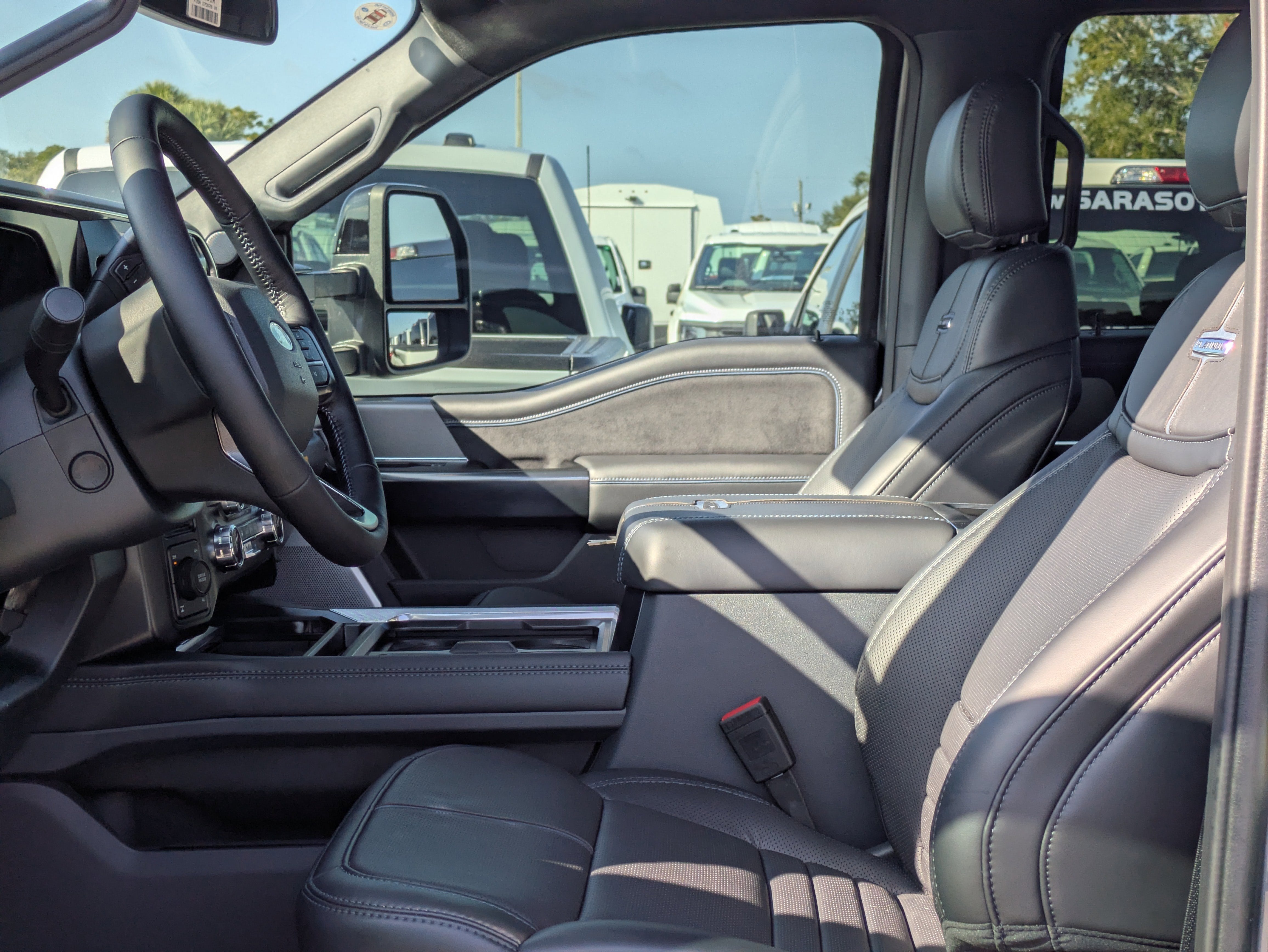 2026 Ford SUPER DUTY F-250 Platinum