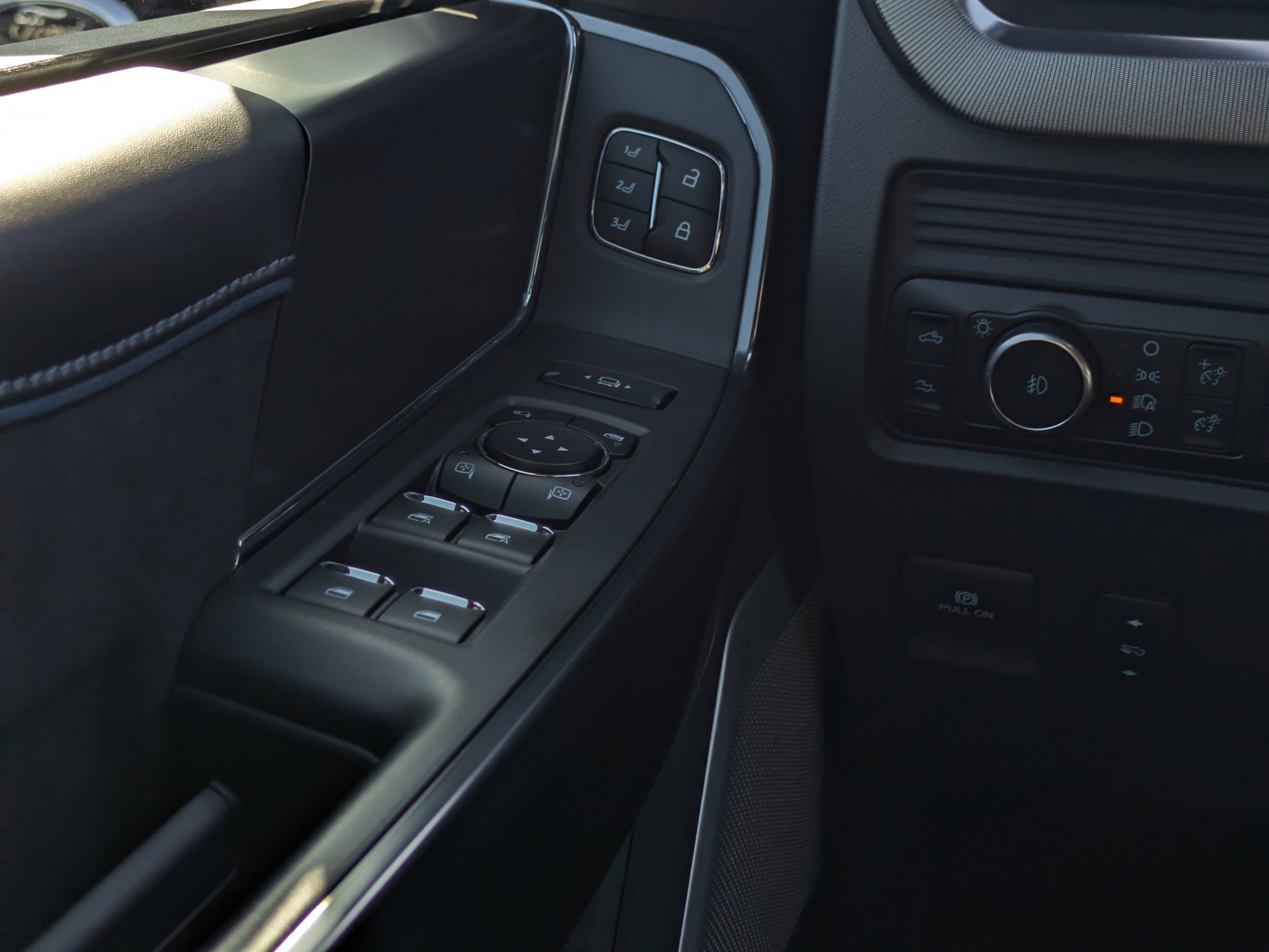 2026 Ford SUPER DUTY F-250 Platinum