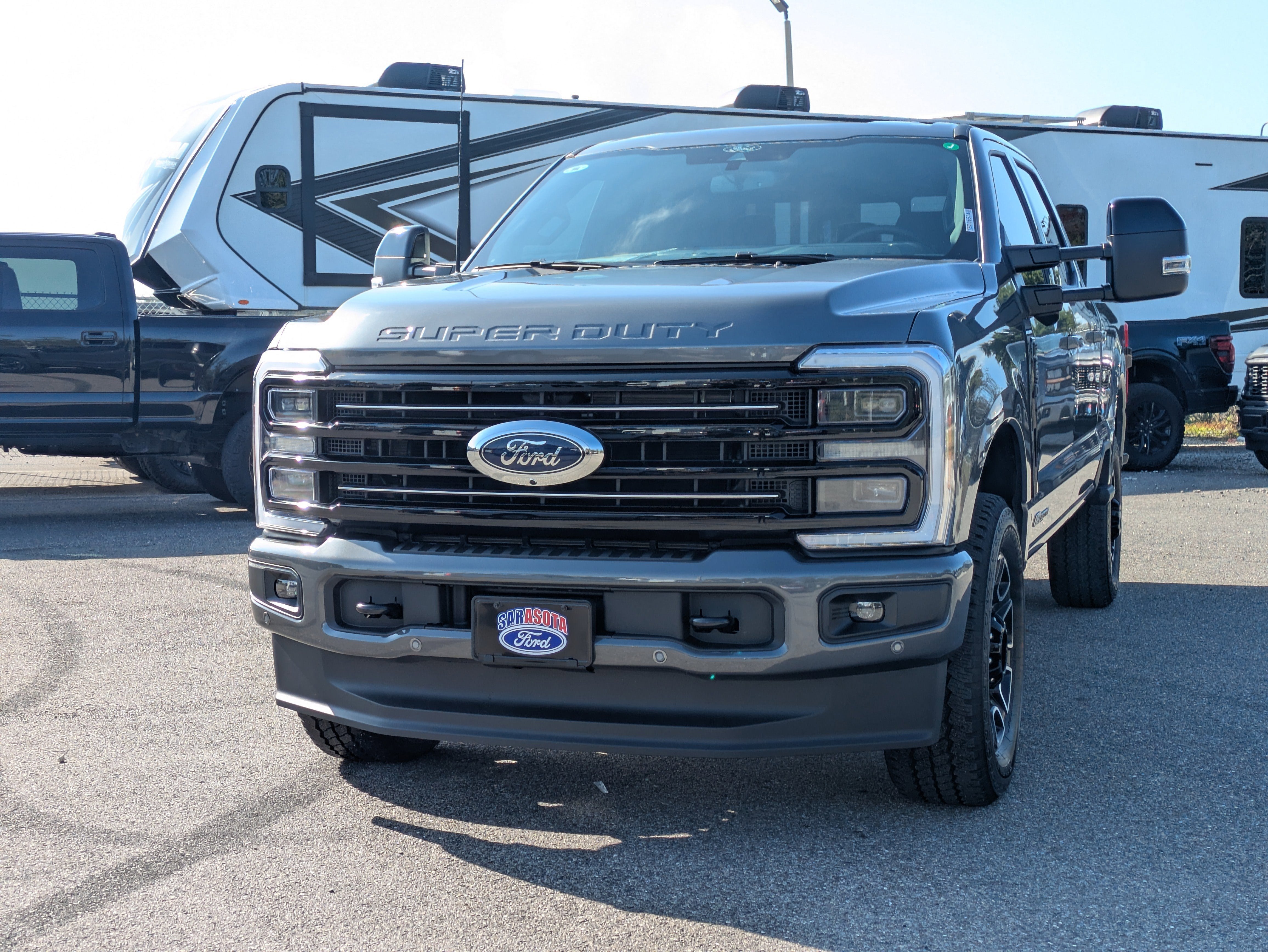 2026 Ford SUPER DUTY F-250 Platinum