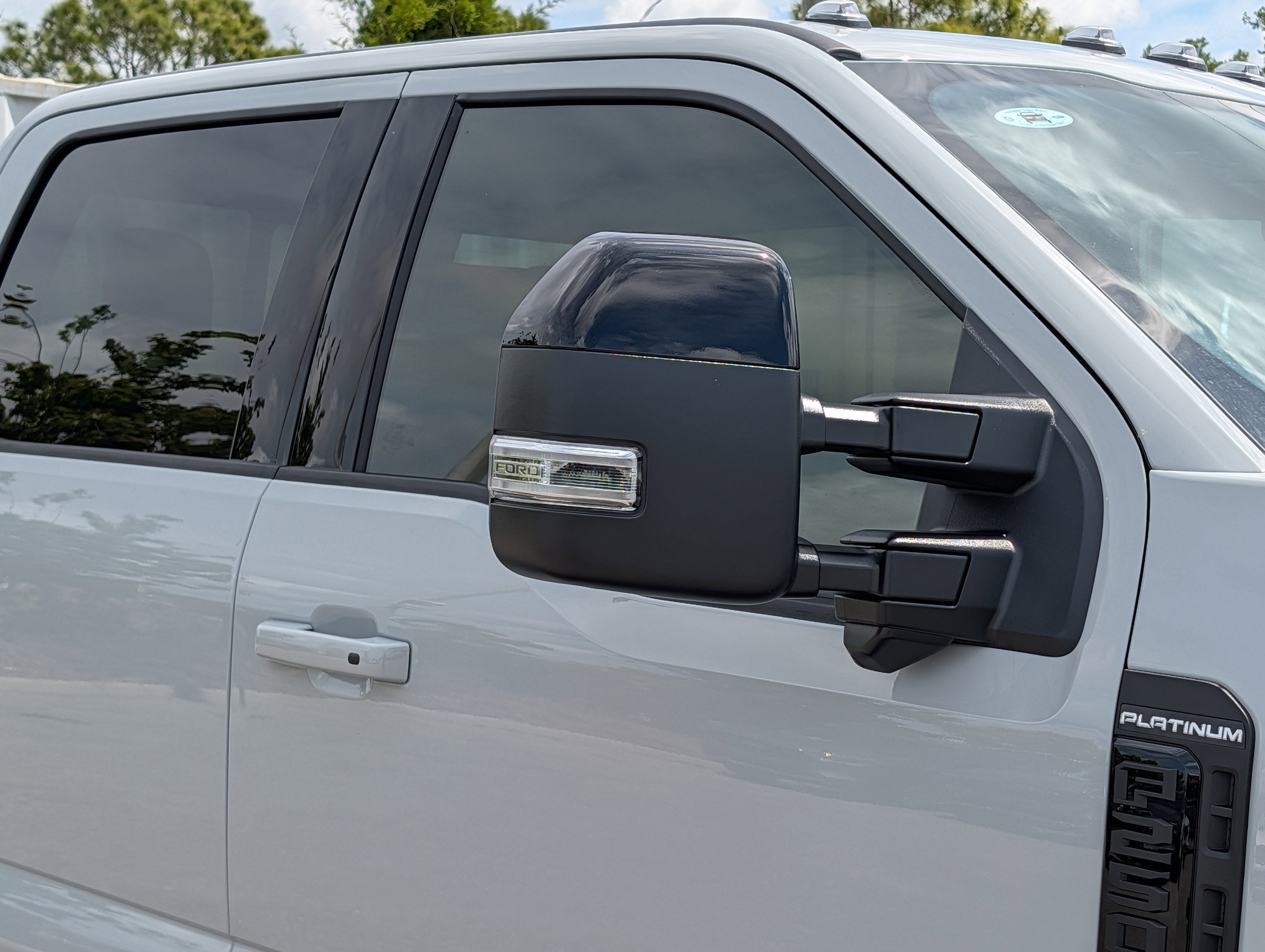2026 Ford SUPER DUTY F-250 Platinum