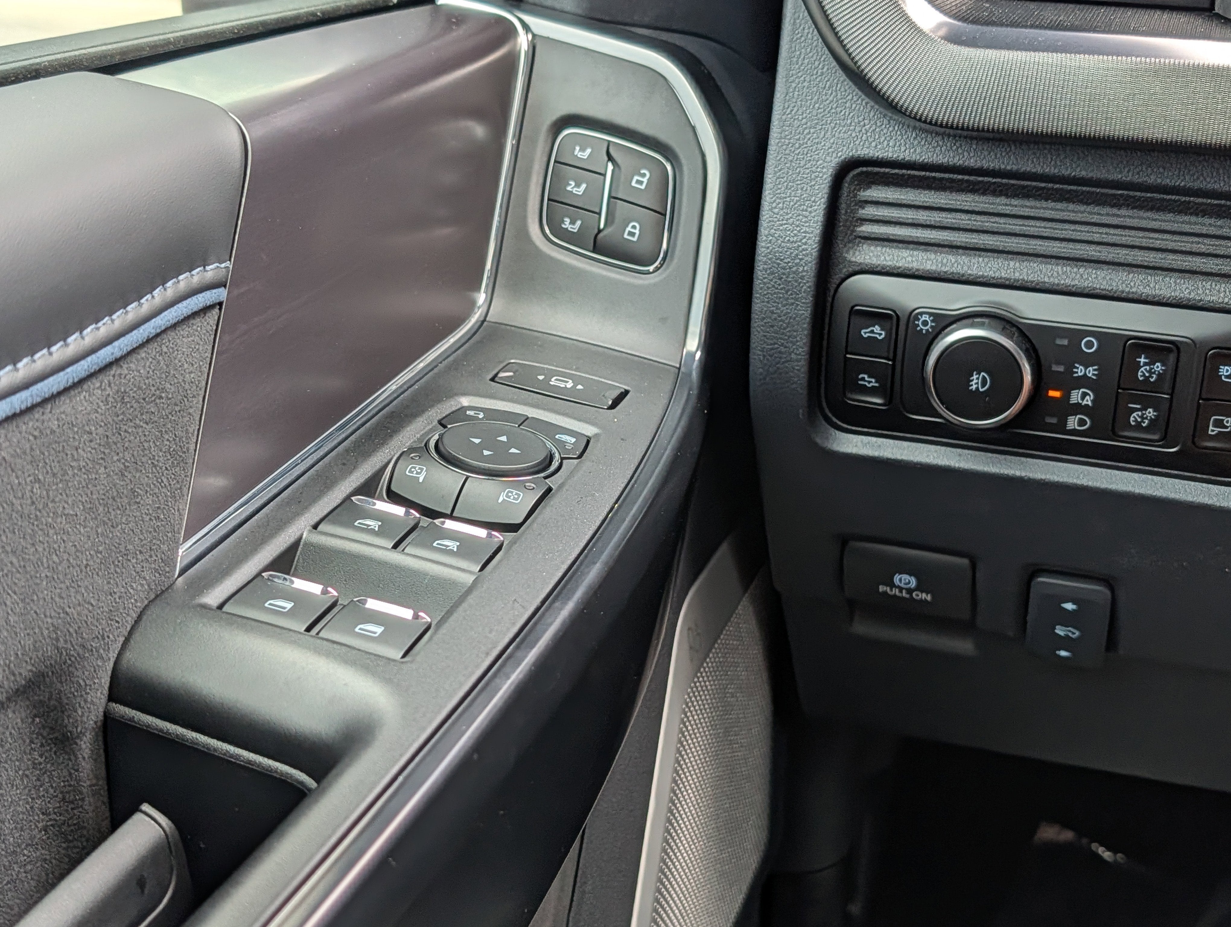 2026 Ford SUPER DUTY F-250 Platinum